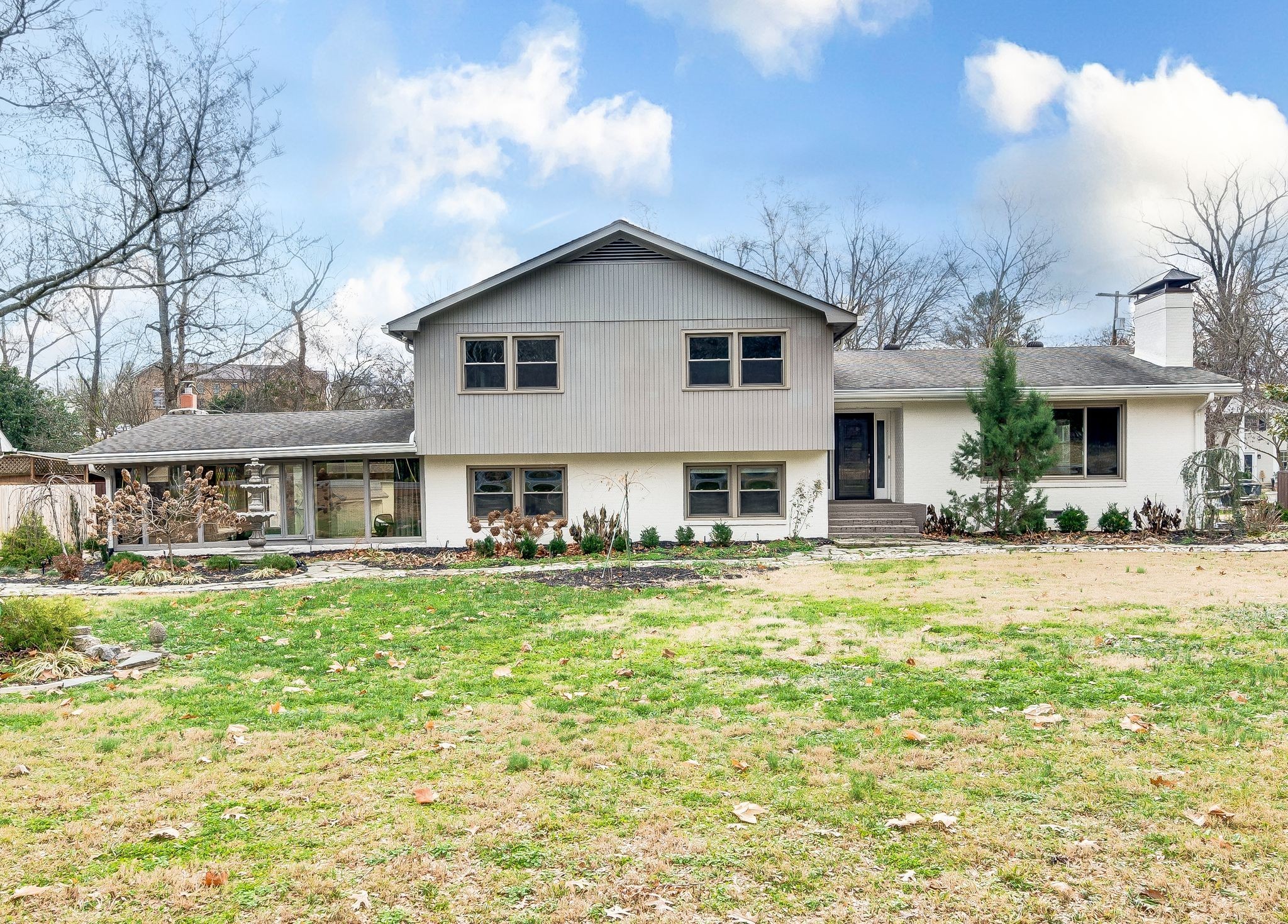 6207 Harding Pike Property Photo 3