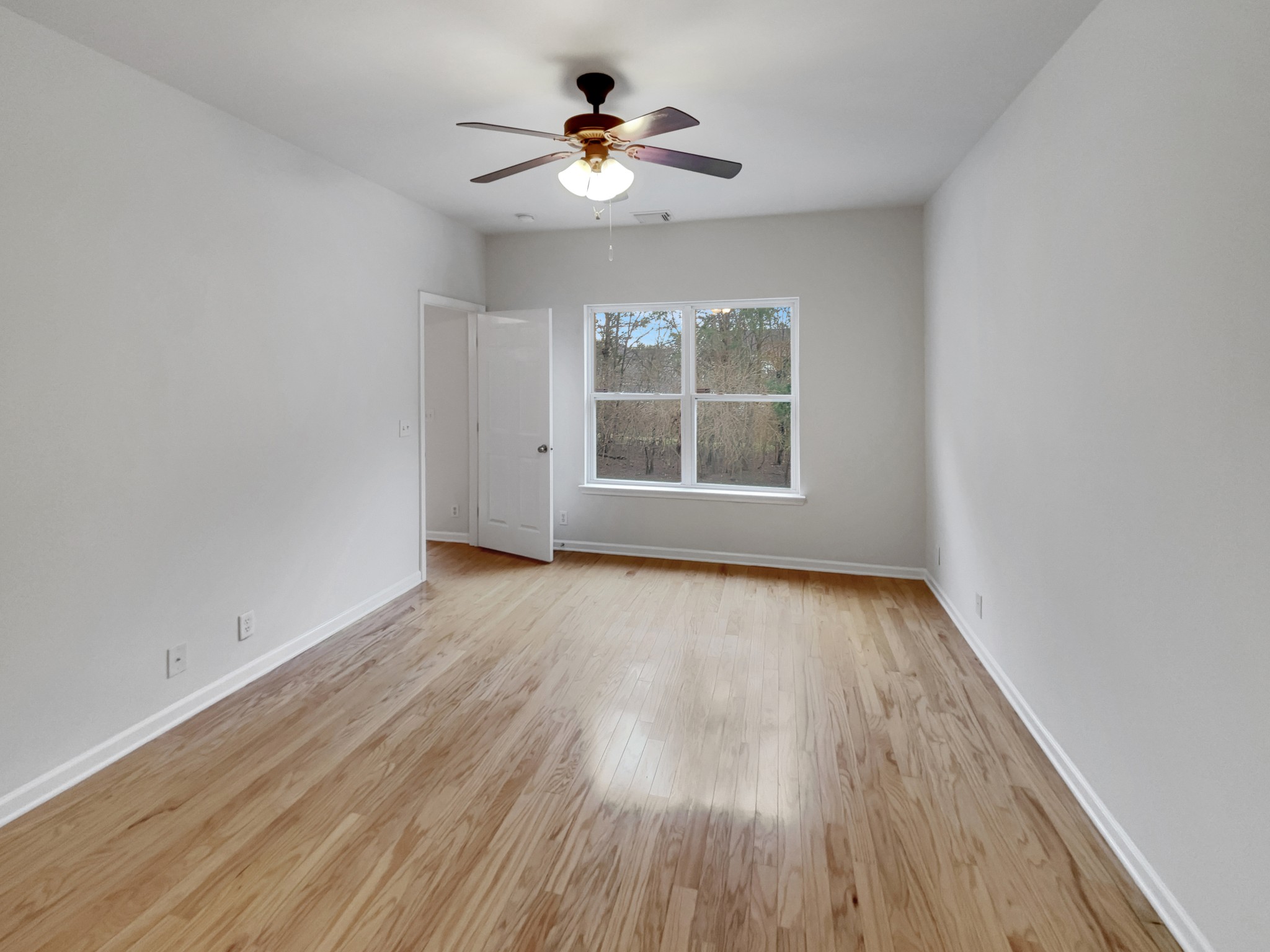 311 Harbor Village Dr Property Photo 15