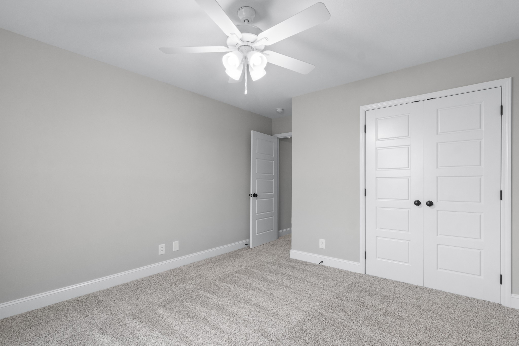 413 Galway Dr Property Photo 28