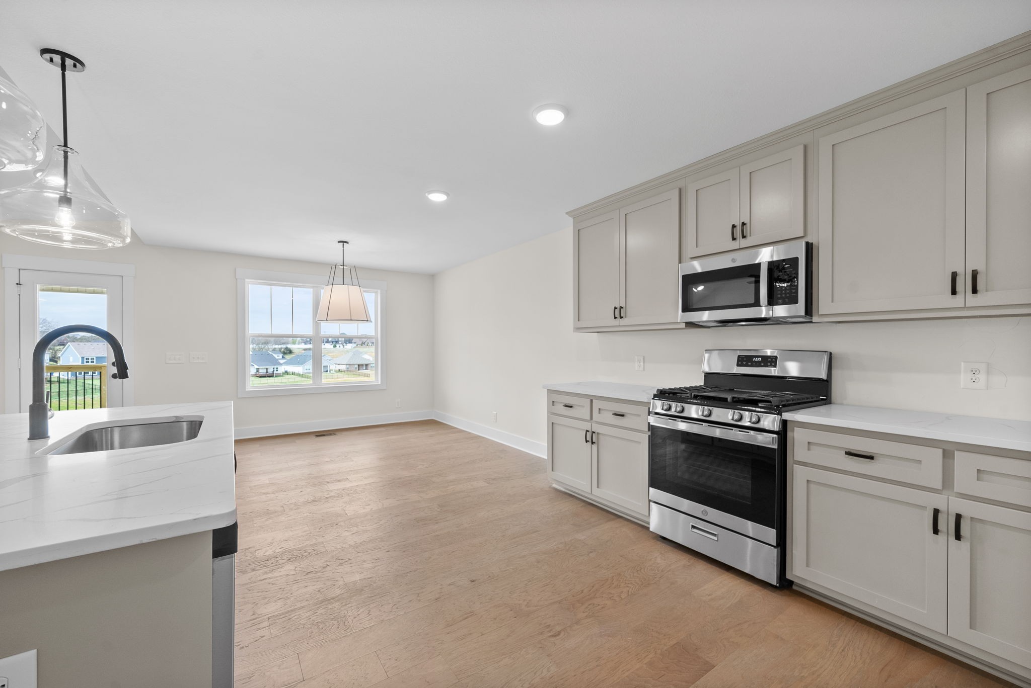 1569 Collins View Way Property Photo 14
