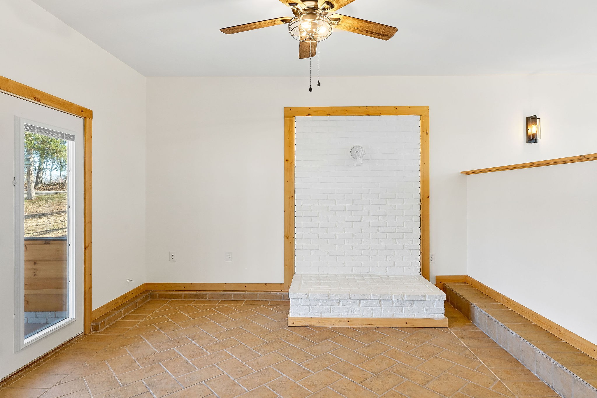 1114 Tanasi Trl Property Photo 15