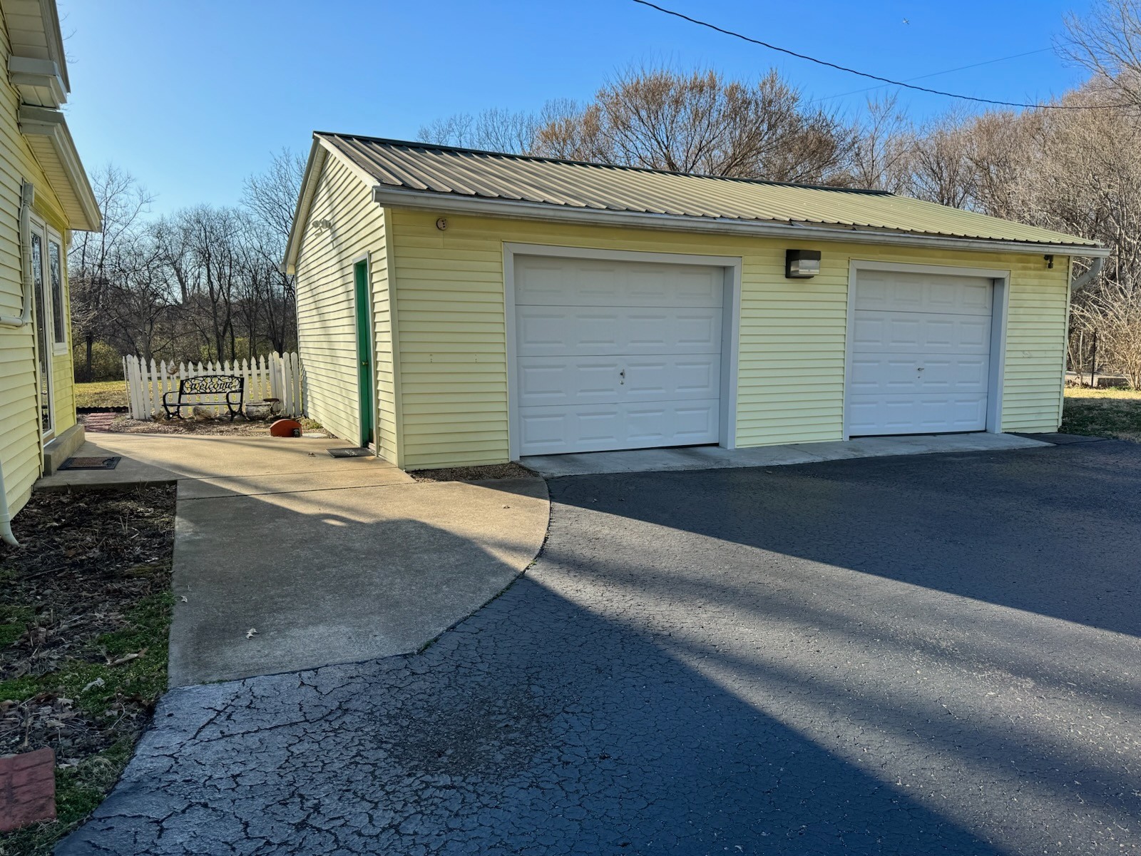 5273 New Chapel Rd Property Photo 4