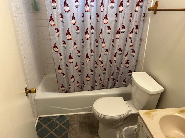 13 Charlemagne Blvd Property Photo 13