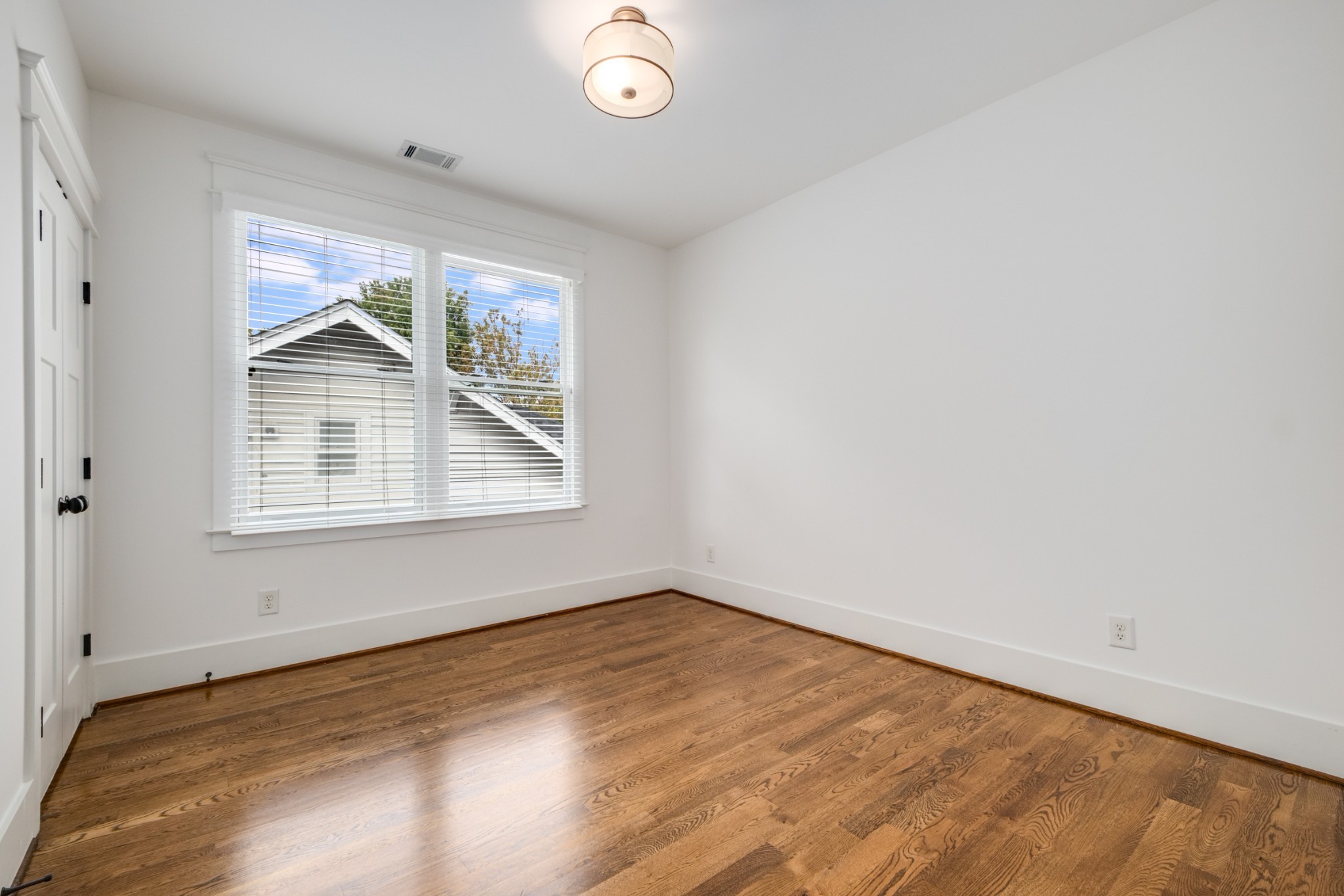1111 Mckennie Ave Property Photo 29