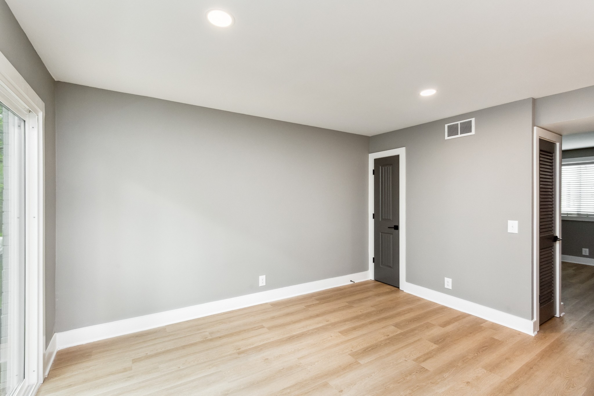 2129 Acklen Ave Property Photo 10