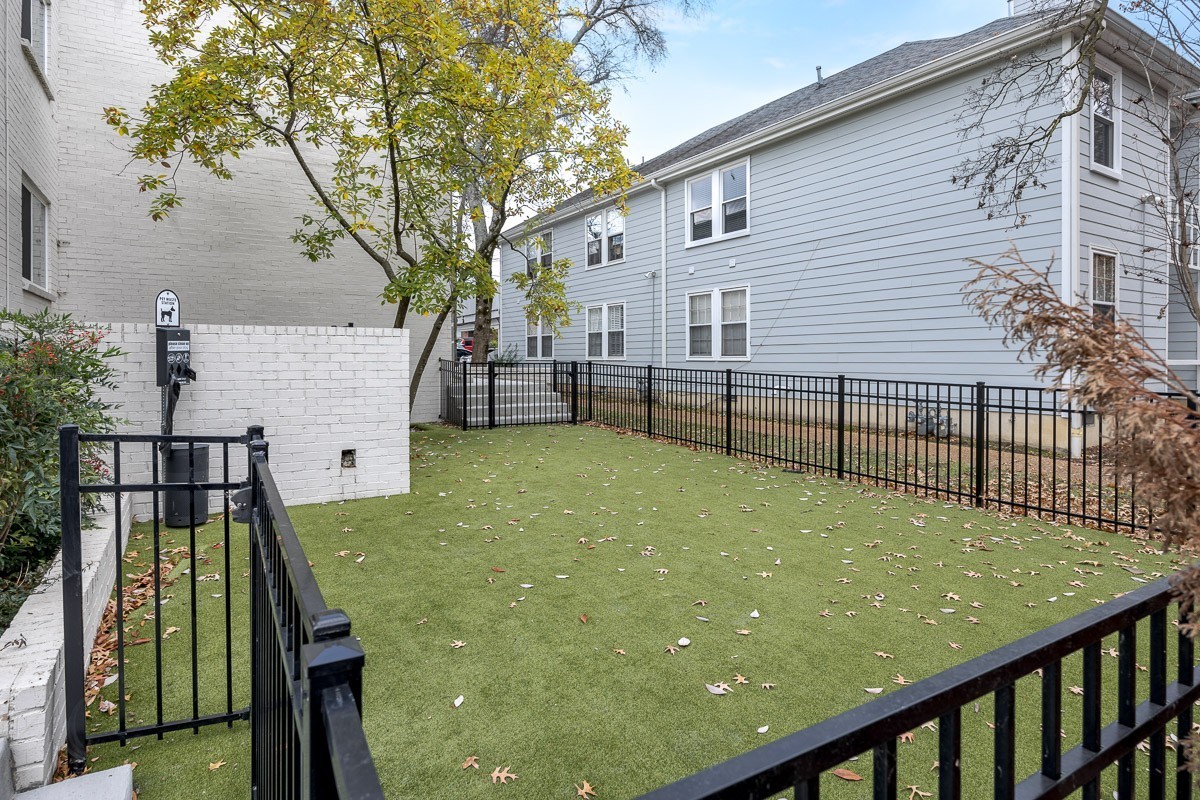 2129 Acklen Ave Property Photo 29