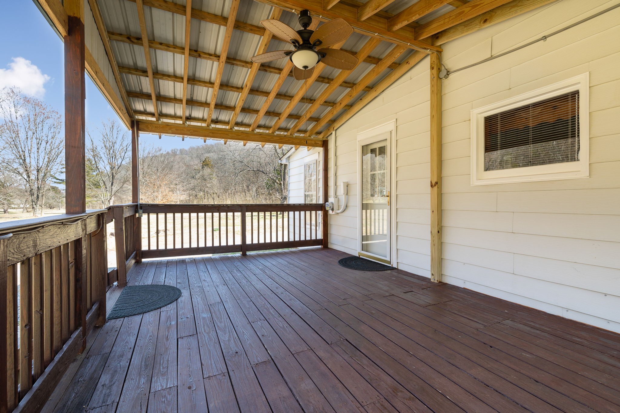 941 Hitt Ln Property Photo 14