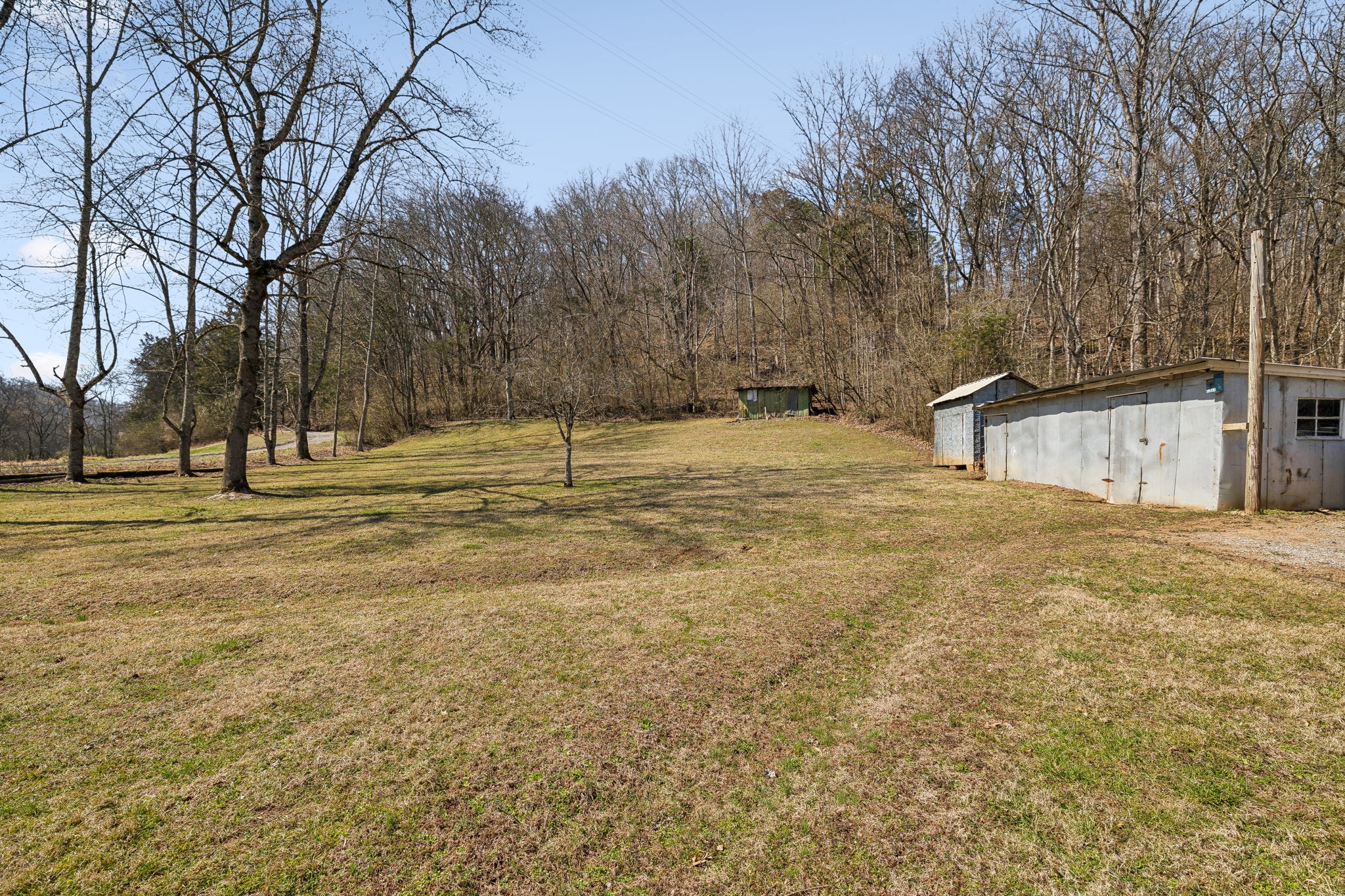 941 Hitt Ln Property Photo 18