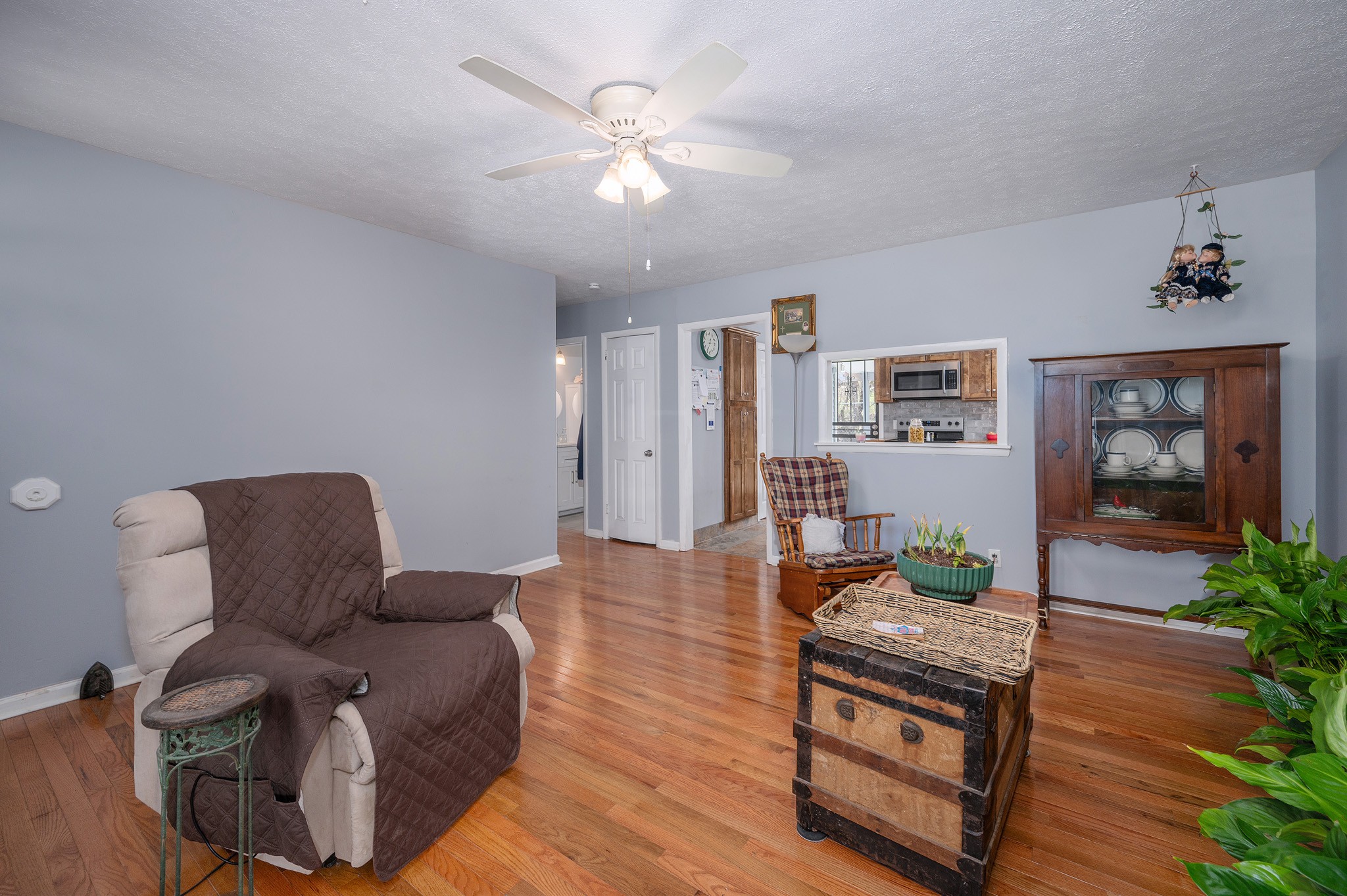 4608 Arapaho Ct Property Photo 4