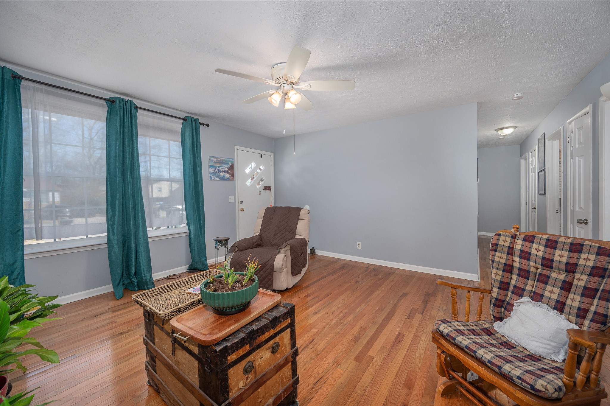 4608 Arapaho Ct Property Photo 5