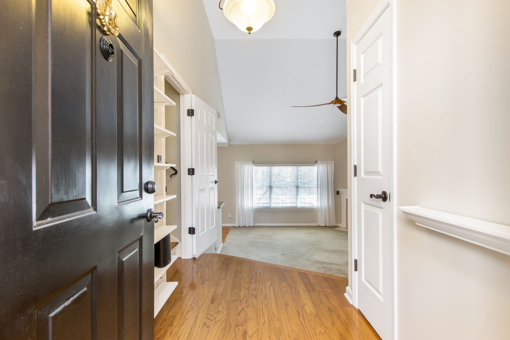 1105 Elmshade Ct Property Photo 4