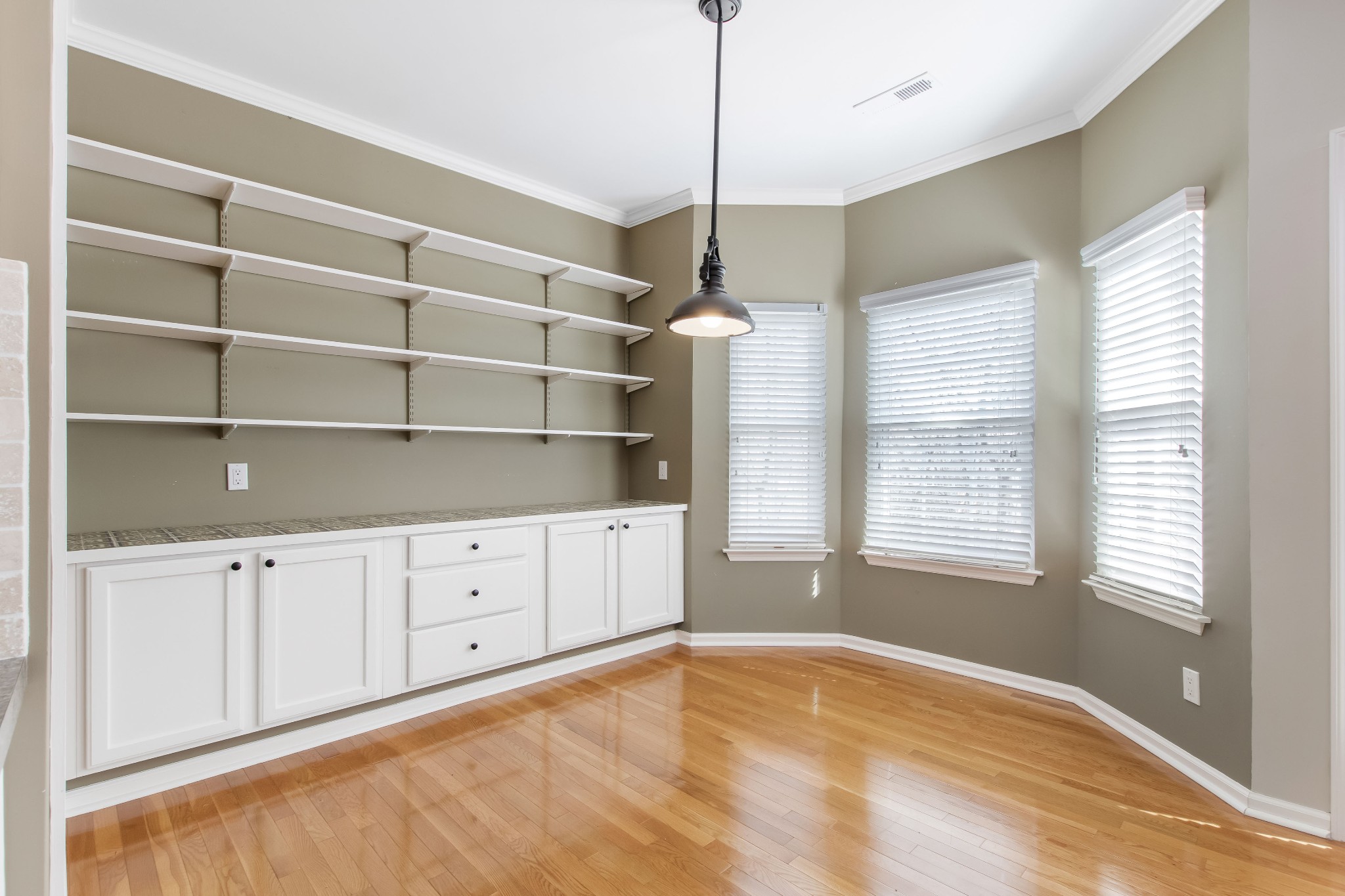1105 Elmshade Ct Property Photo 14