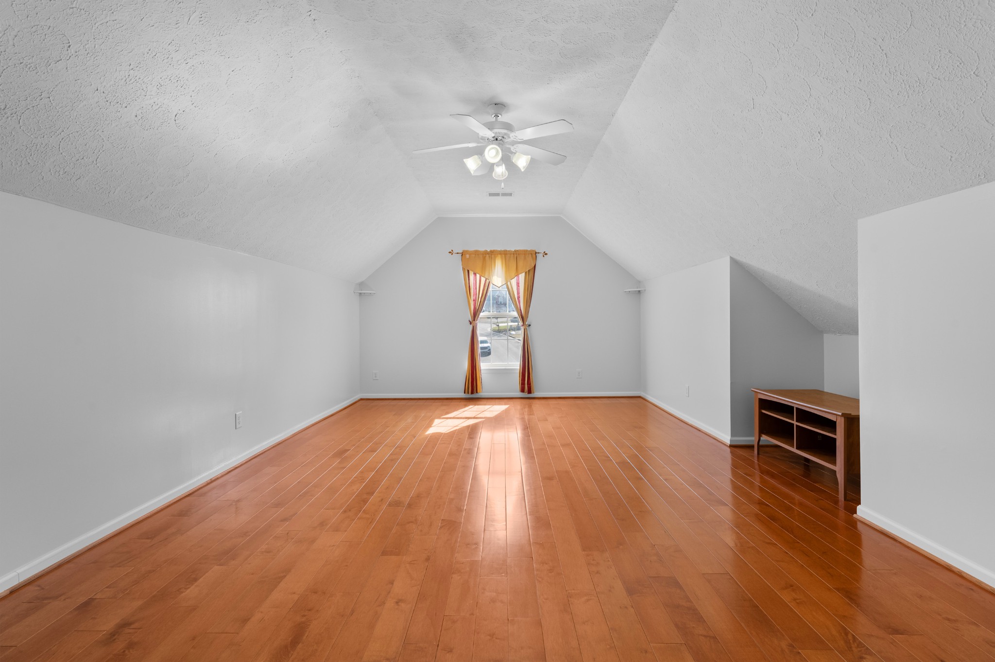 1253 W Running Brook Rd Property Photo 26