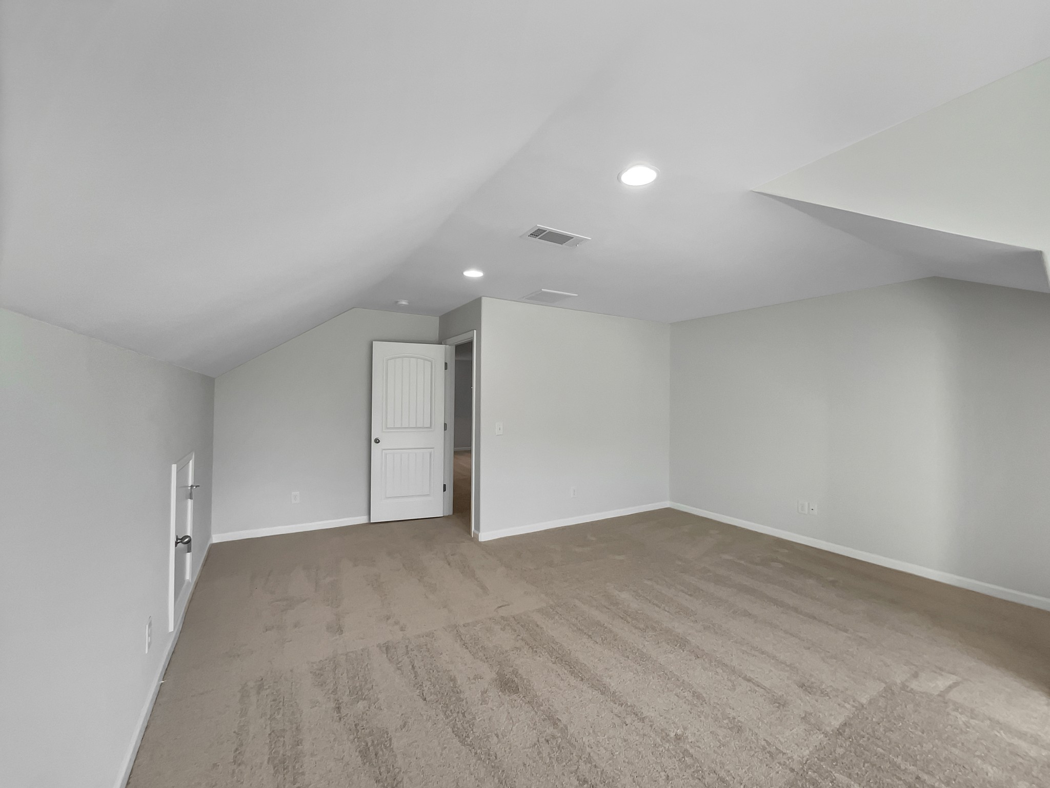 117 Holywell Ct Property Photo 25