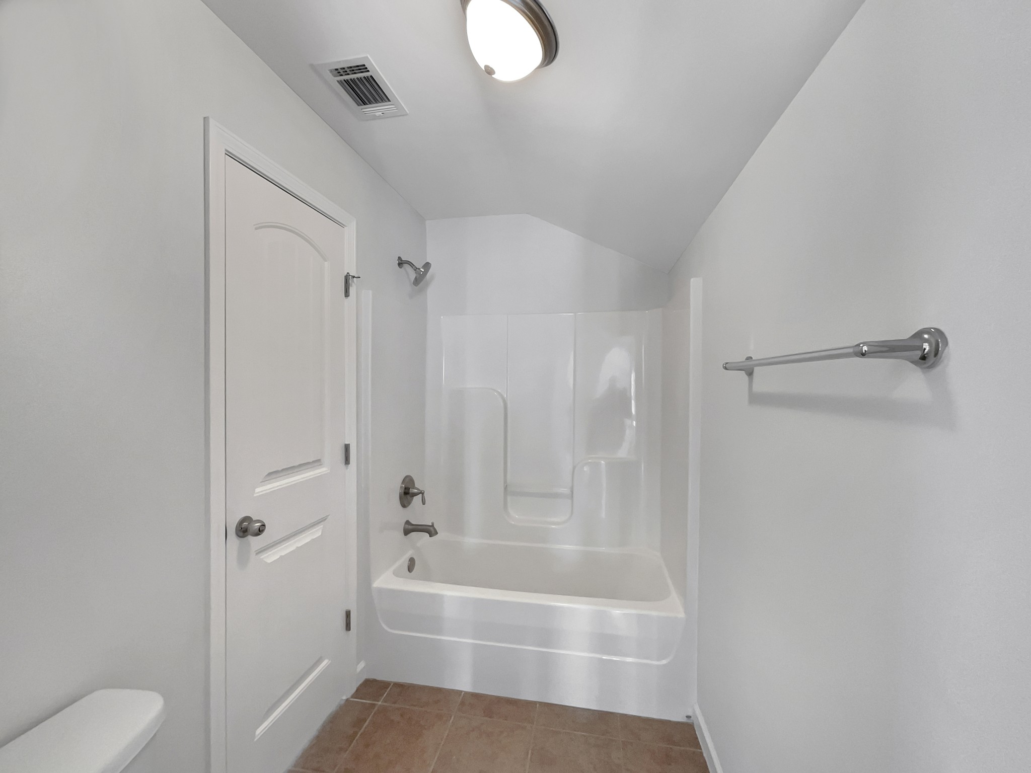 117 Holywell Ct Property Photo 27