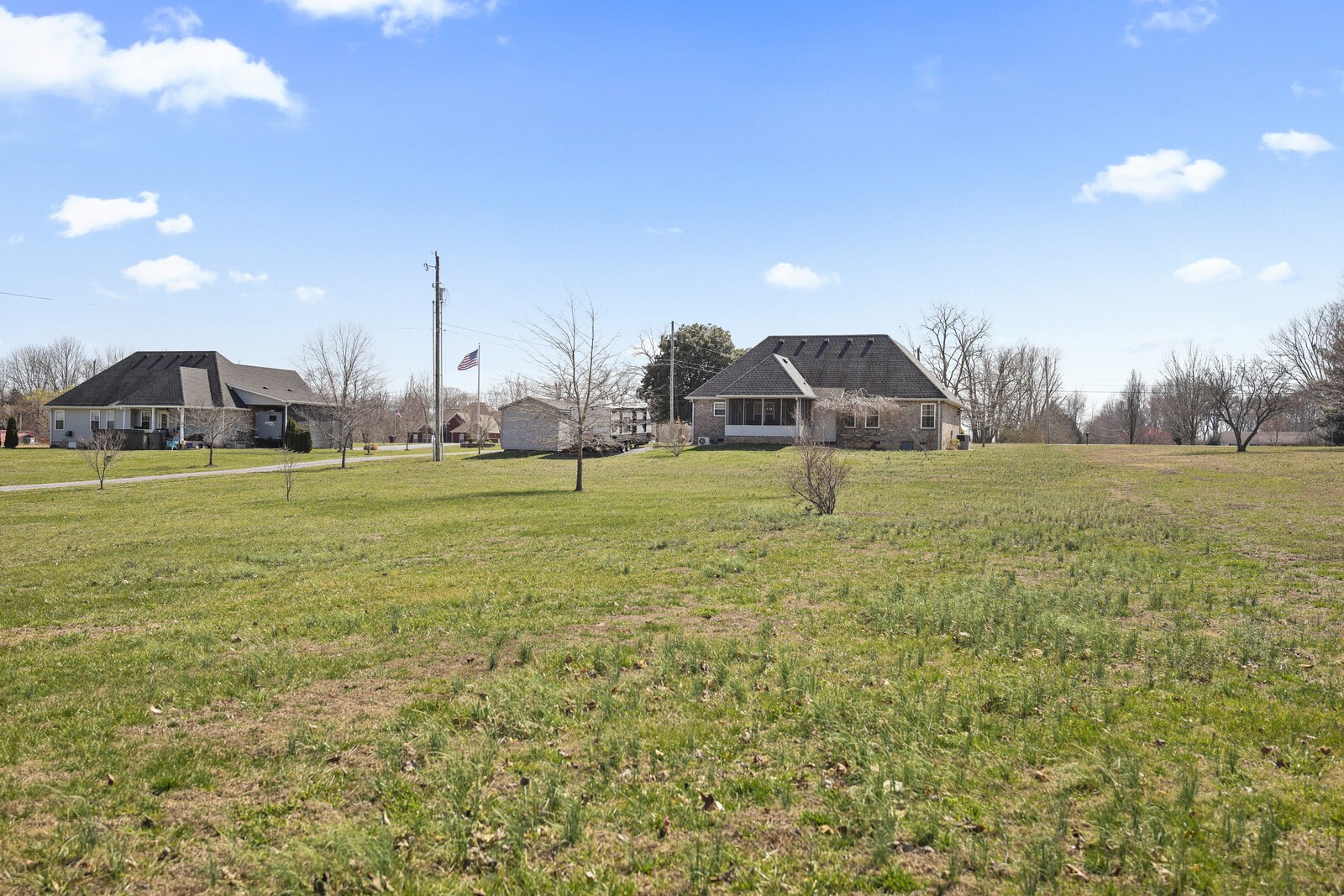 338 N Centerpoint Rd Property Photo 59