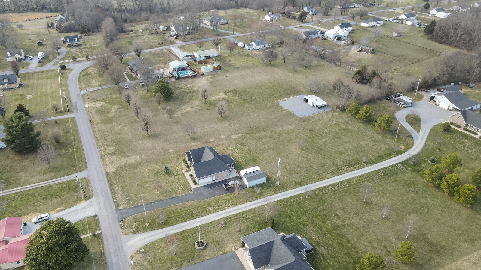 338 N Centerpoint Rd Property Photo 64