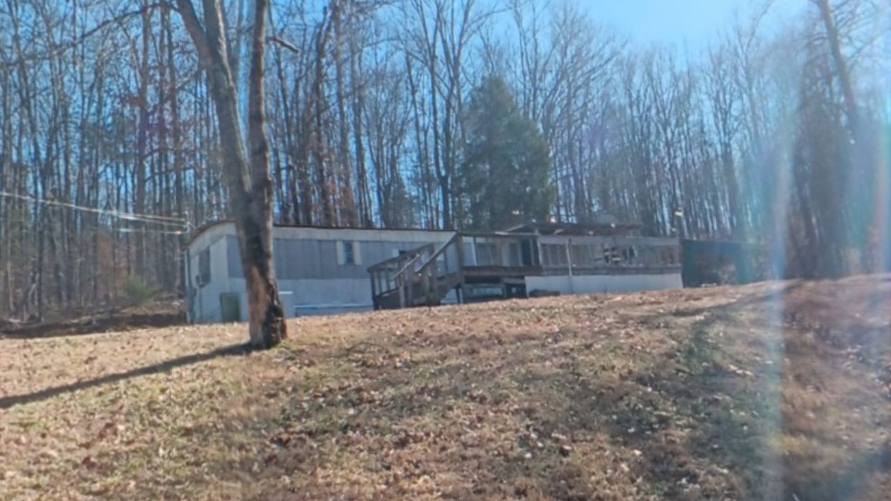 1133 King Rd Property Photo