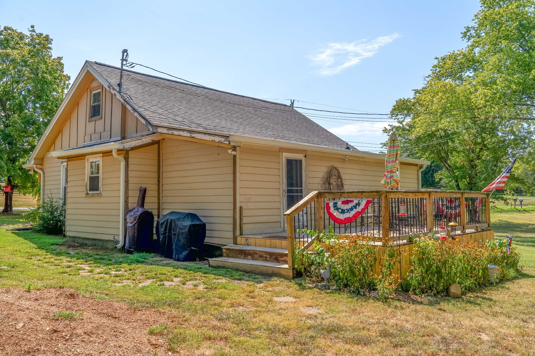 2044 Liebengood Rd Property Photo 12