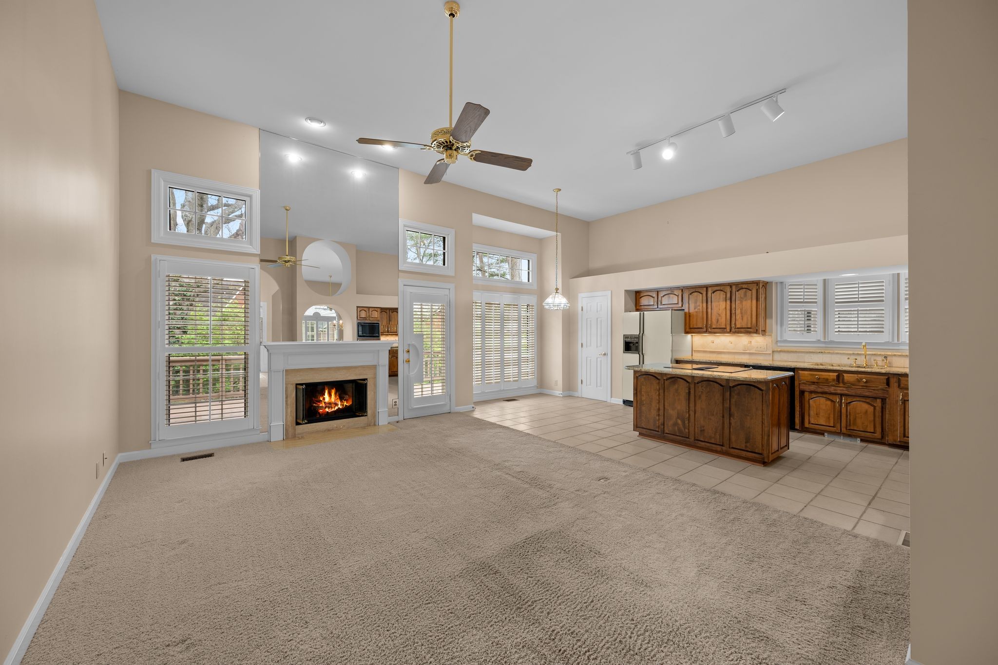 18 Lymington Ct Property Photo 11