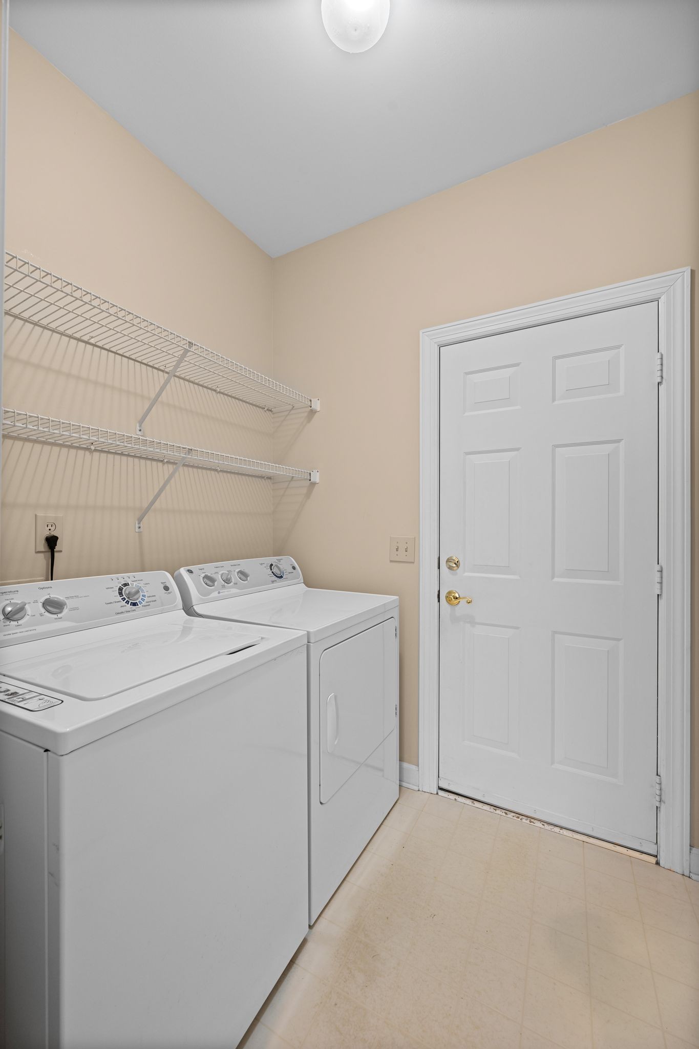 18 Lymington Ct Property Photo 21