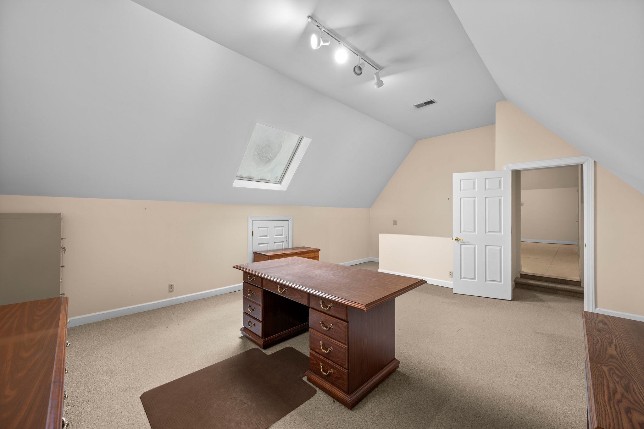 18 Lymington Ct Property Photo 22