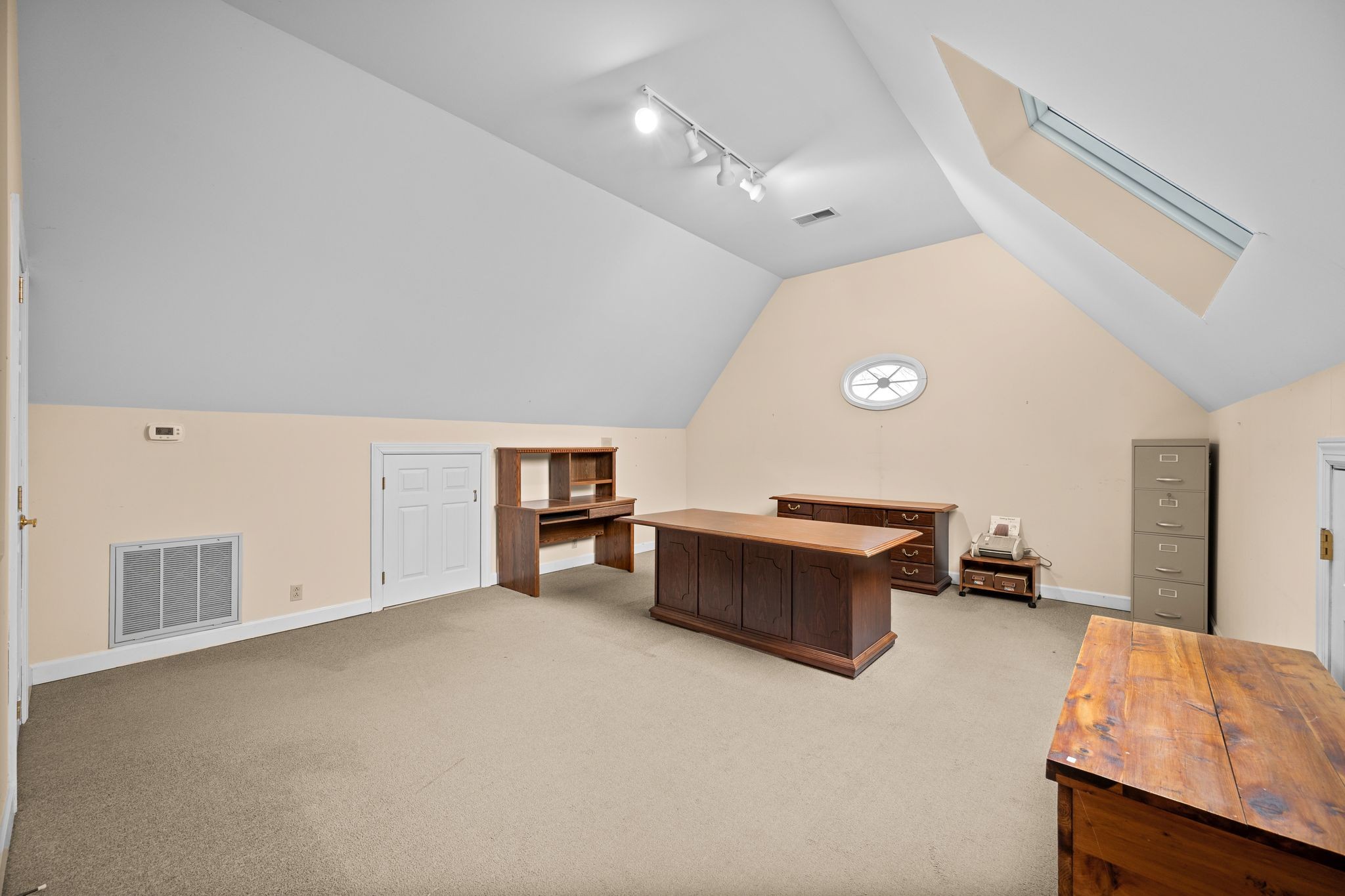18 Lymington Ct Property Photo 25