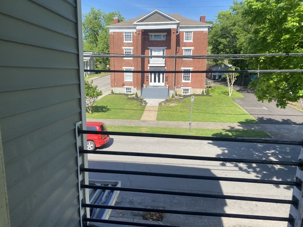 917 S High St Property Photo 23