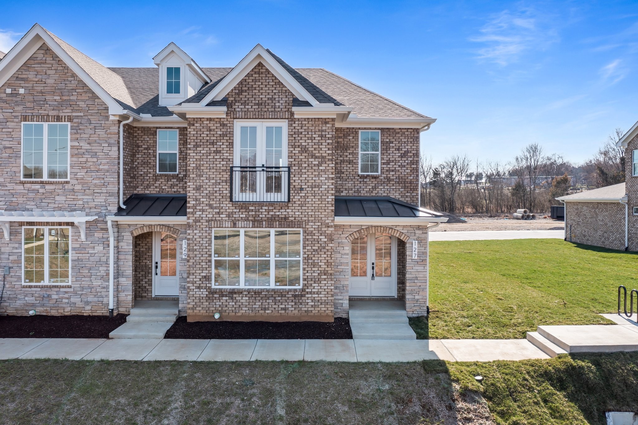 108 Leggo Ave Property Photo
