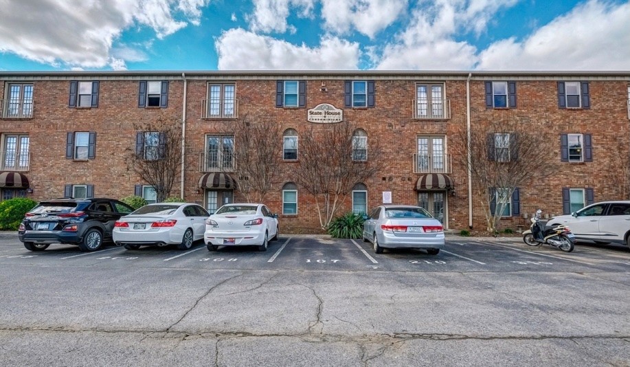 1808 State St Property Photo 19