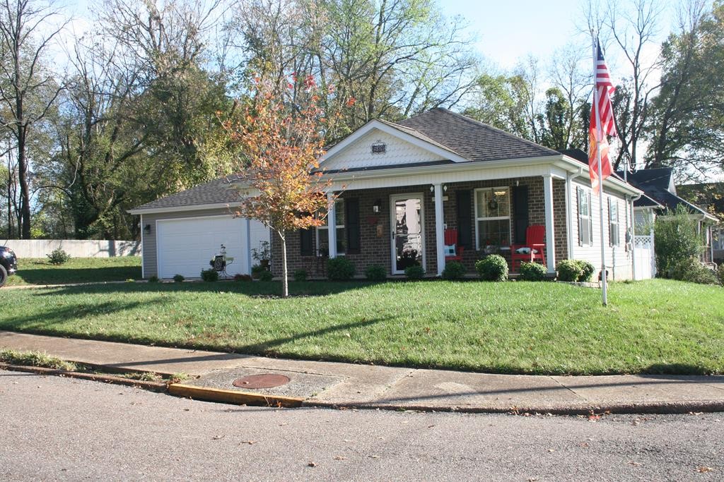 511 Hudson Ave Property Photo