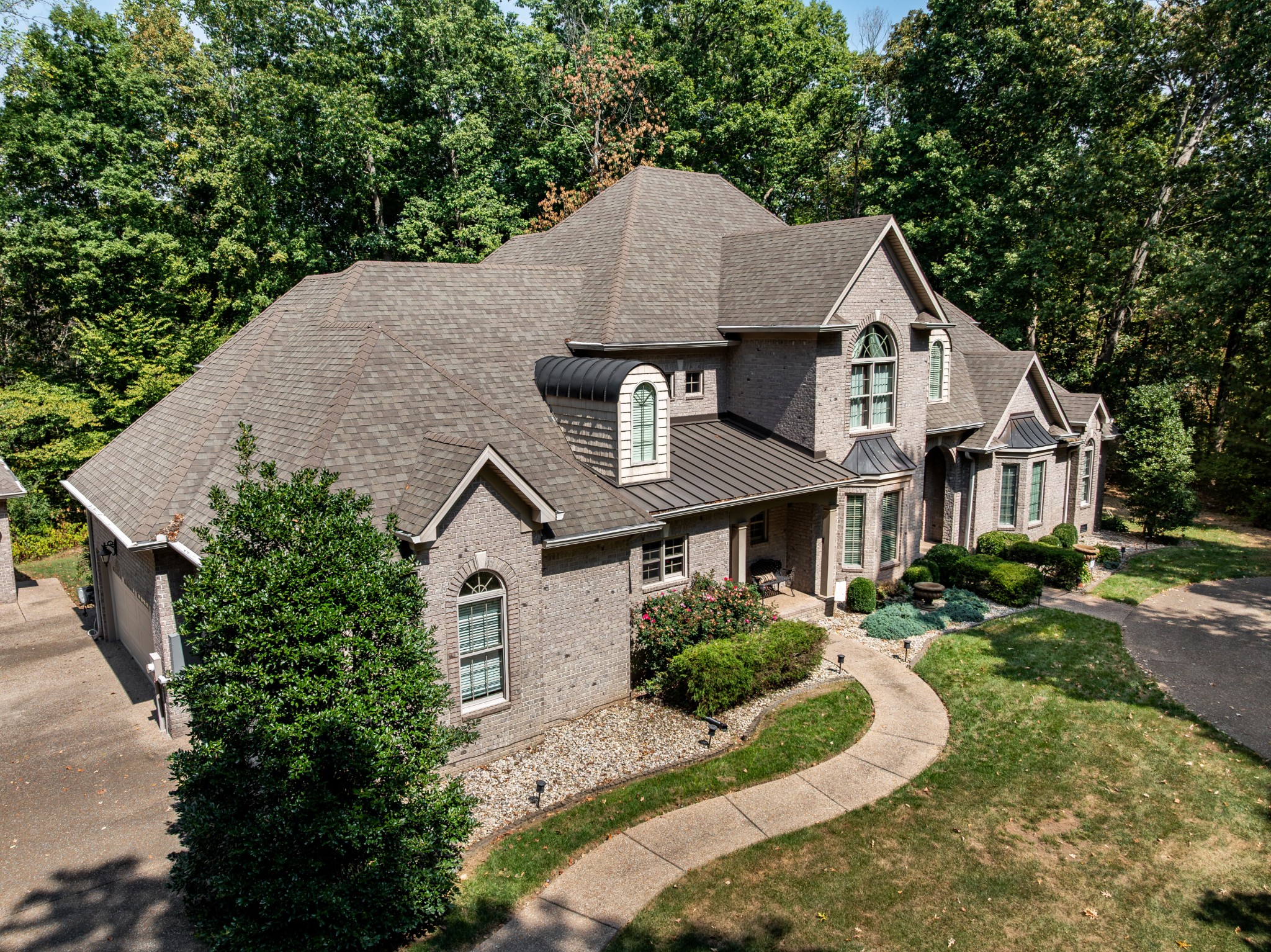 1028 Fairways Dr Property Photo 1