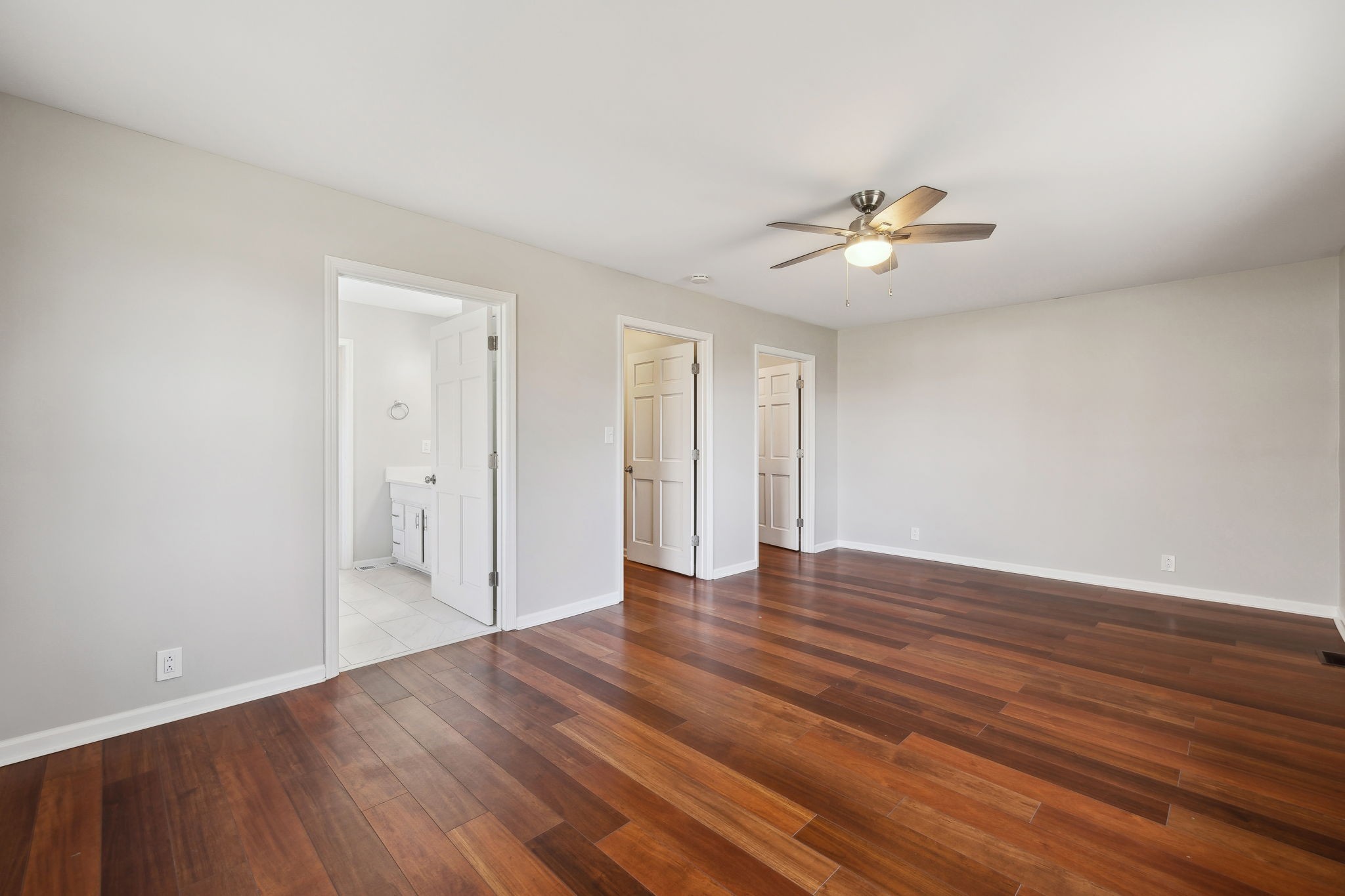 105 Mcarthur Dr Property Photo 18