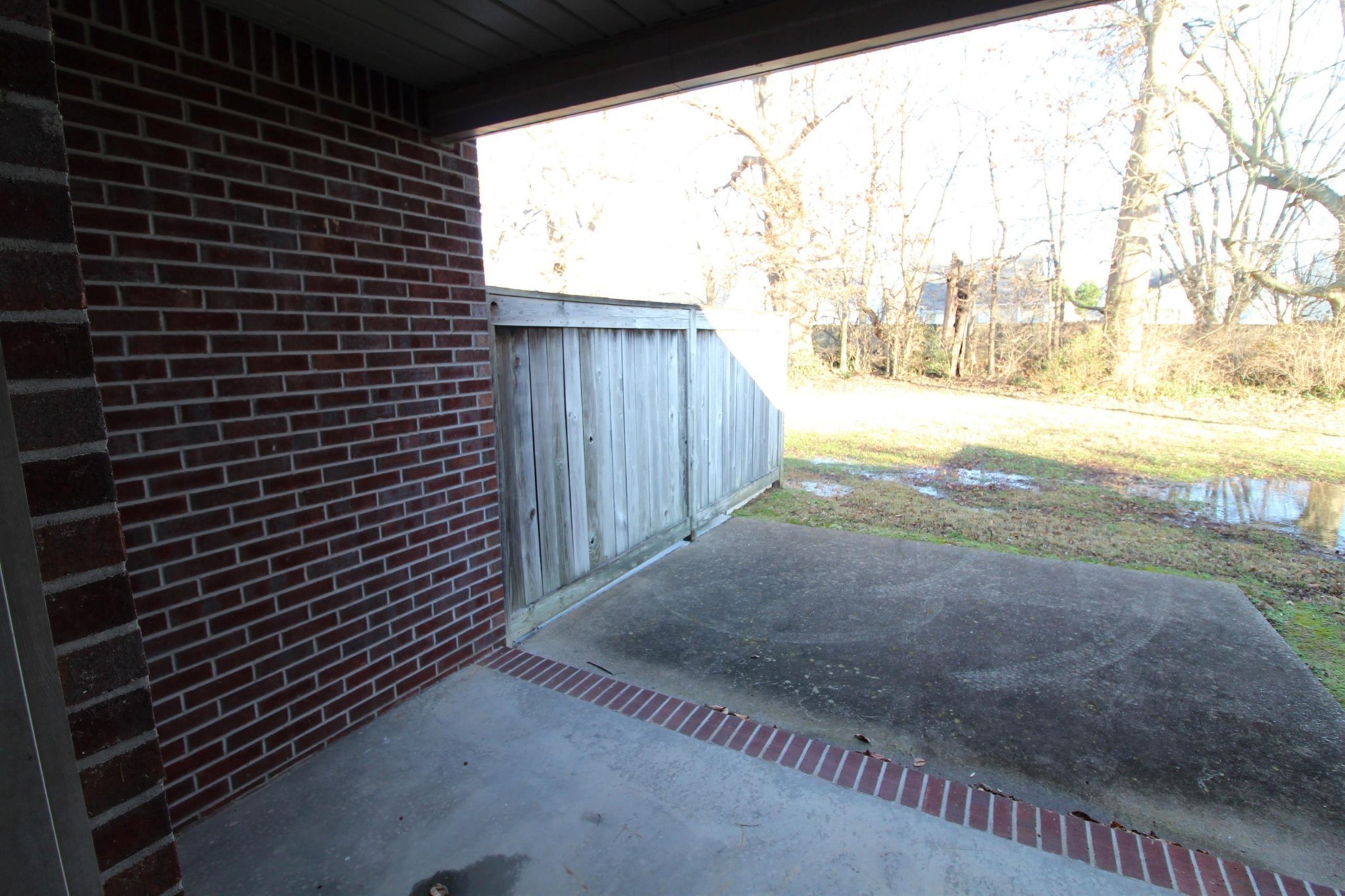 763 Sivley Rd Property Photo 7