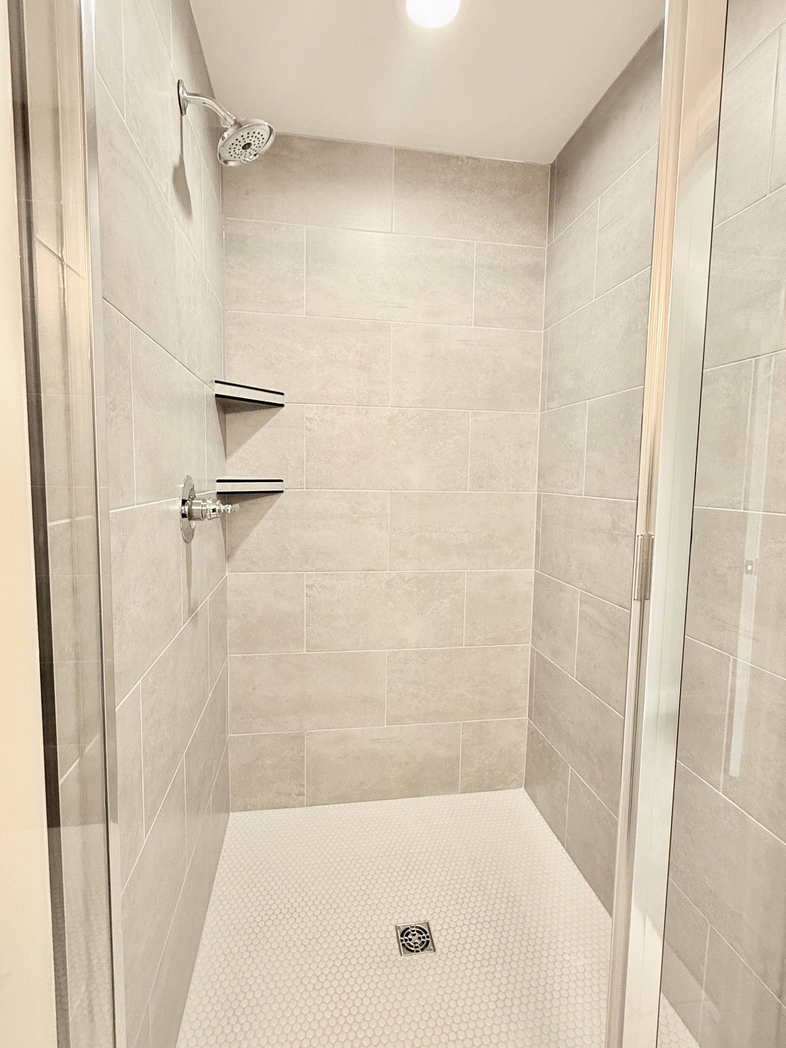1906 Gracie Bug Loop Property Photo 6