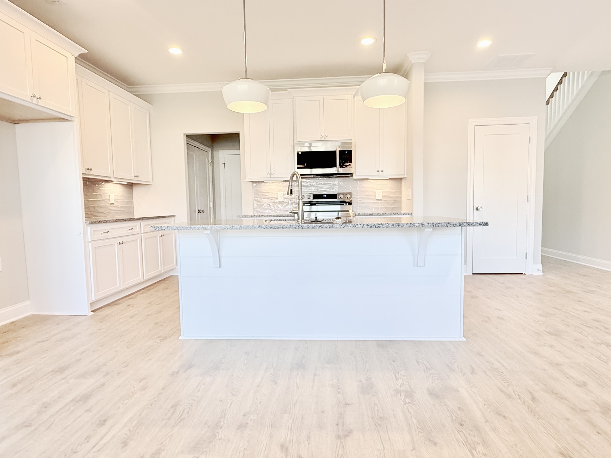 1906 Gracie Bug Loop Property Photo 9