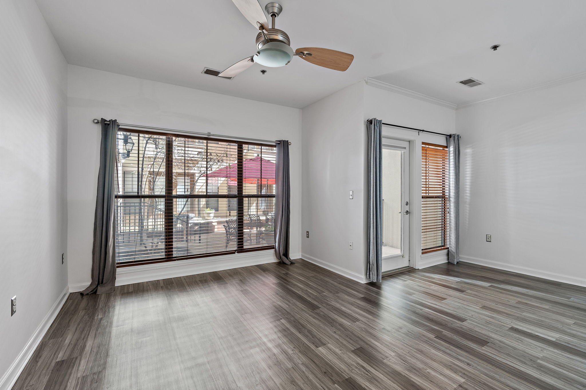 1803 Broadway Property Photo 8