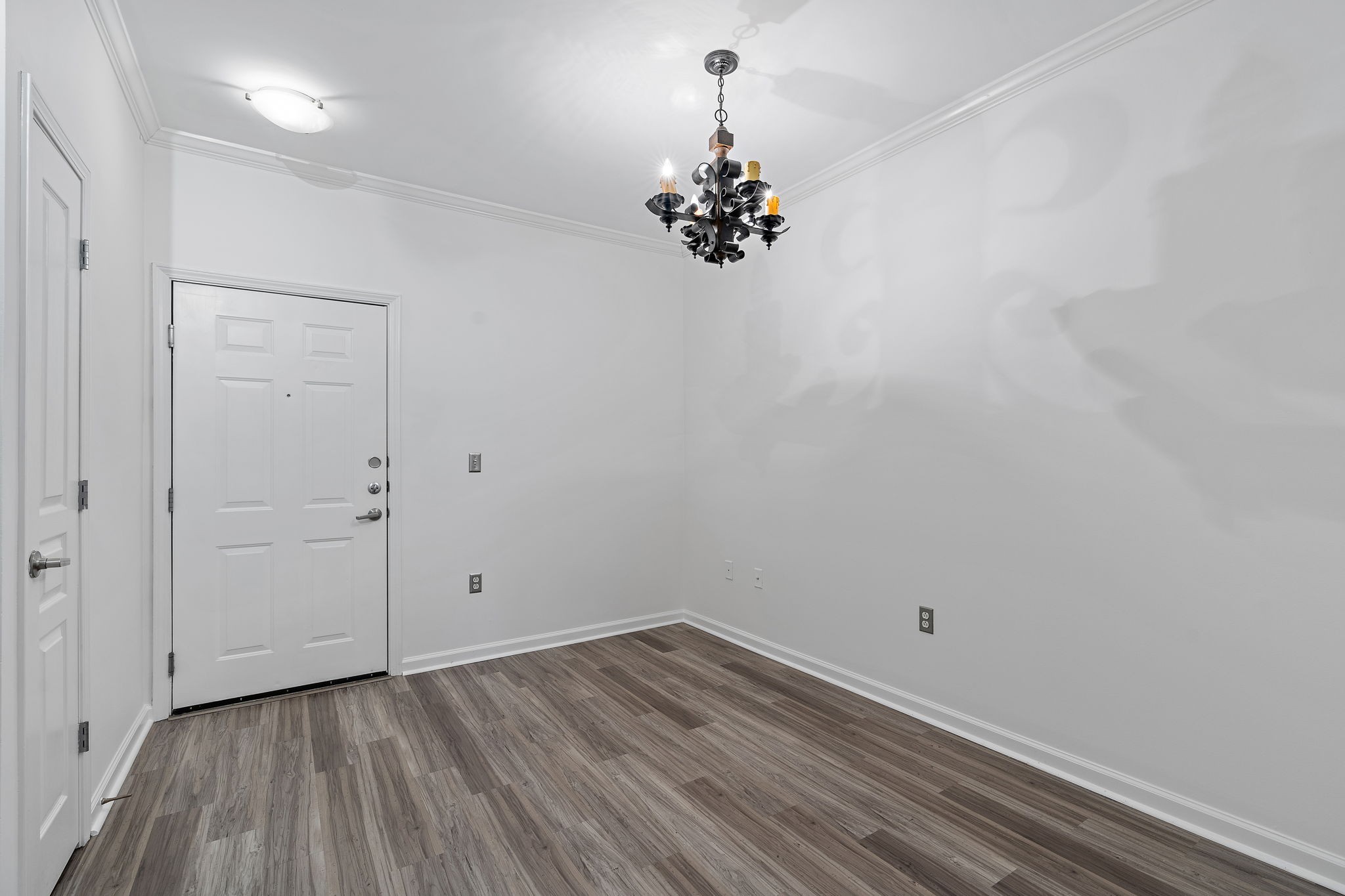 1803 Broadway Property Photo 10