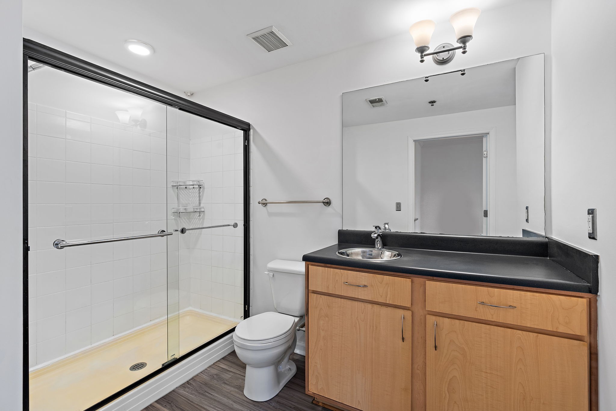 1803 Broadway Property Photo 14