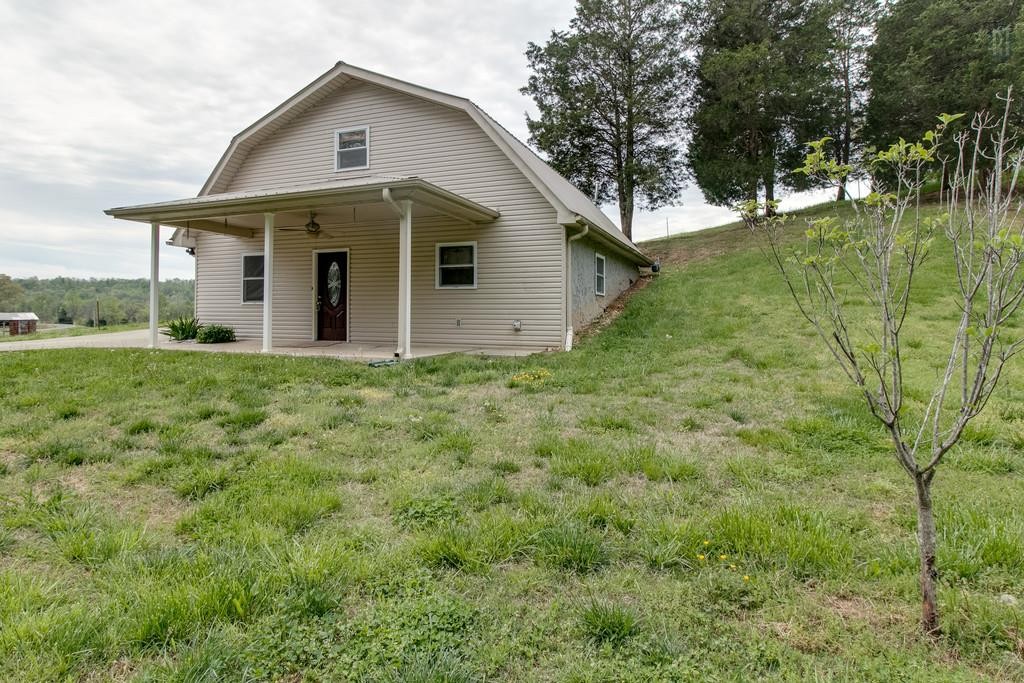 6501 Clydeton Rd Property Photo 2