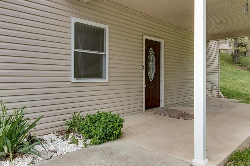 6501 Clydeton Rd Property Photo 10