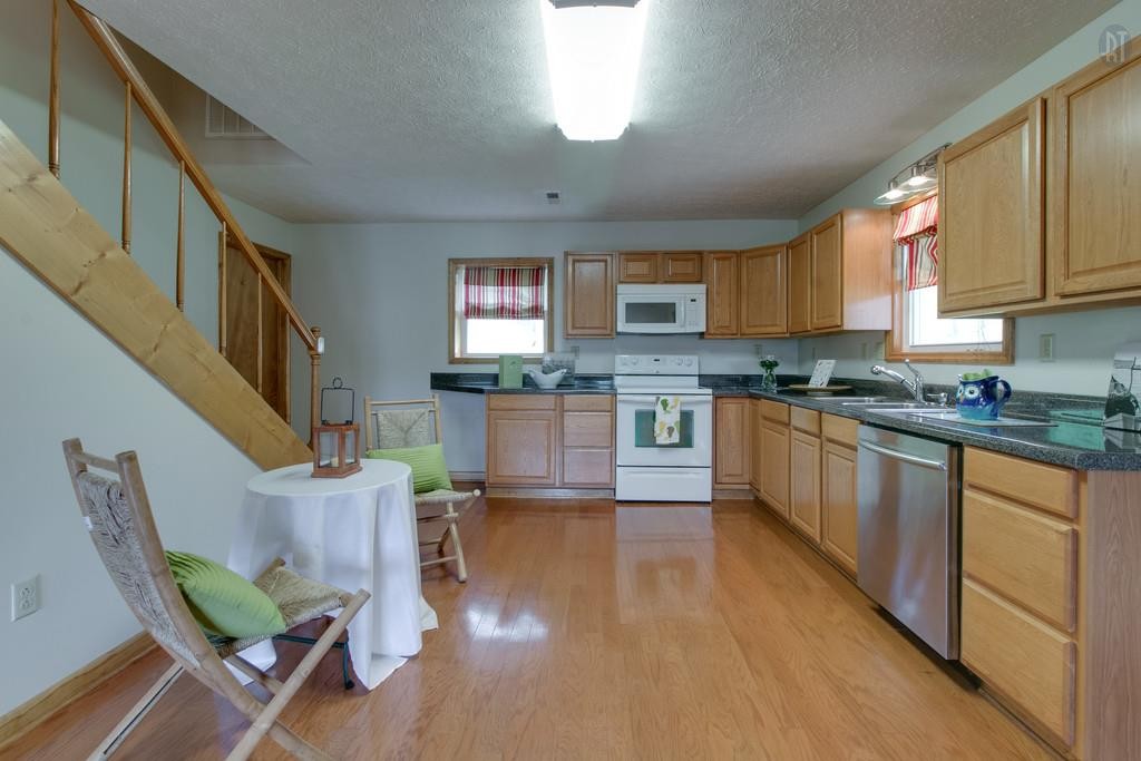 6501 Clydeton Rd Property Photo 26