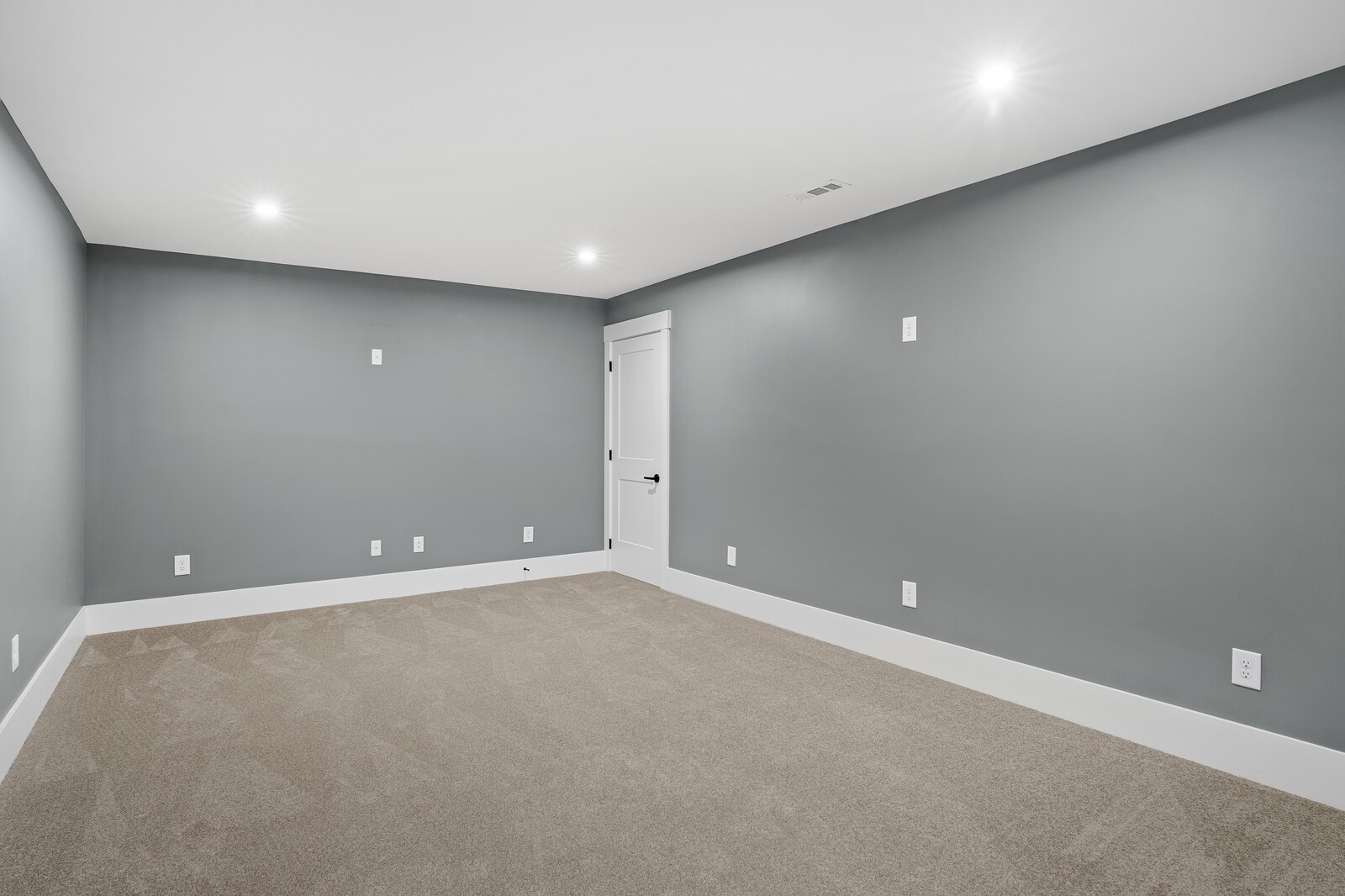 7277 Orrinshire Drive Property Photo 45