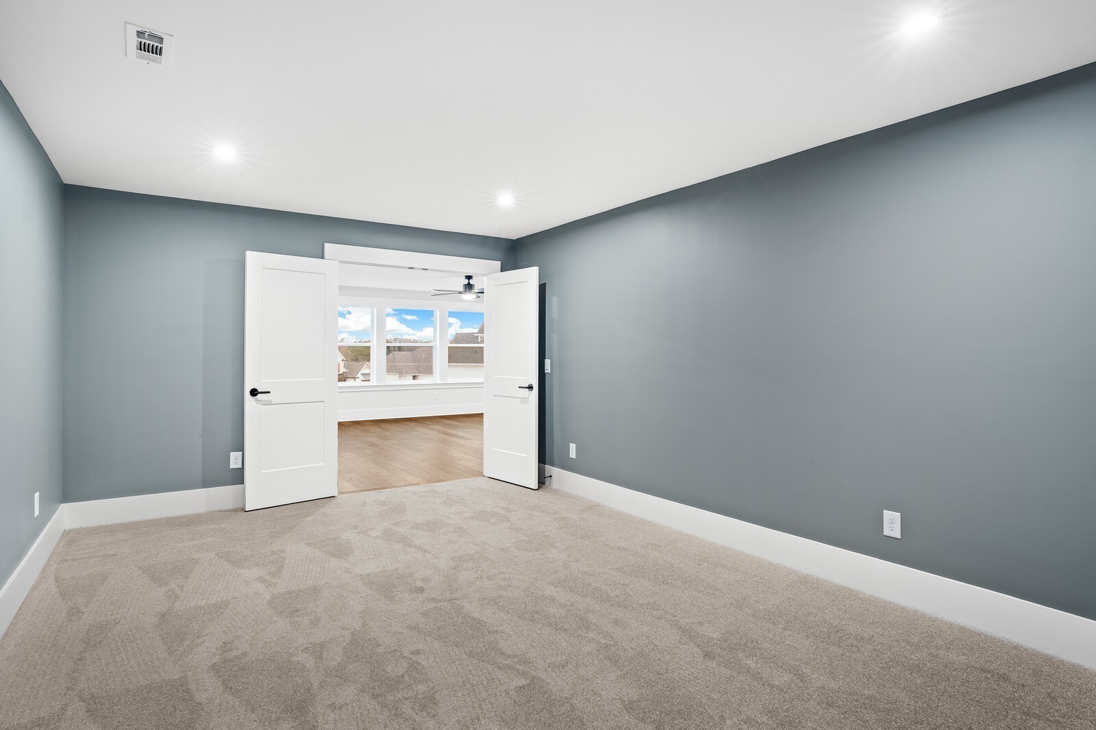 7277 Orrinshire Drive Property Photo 46