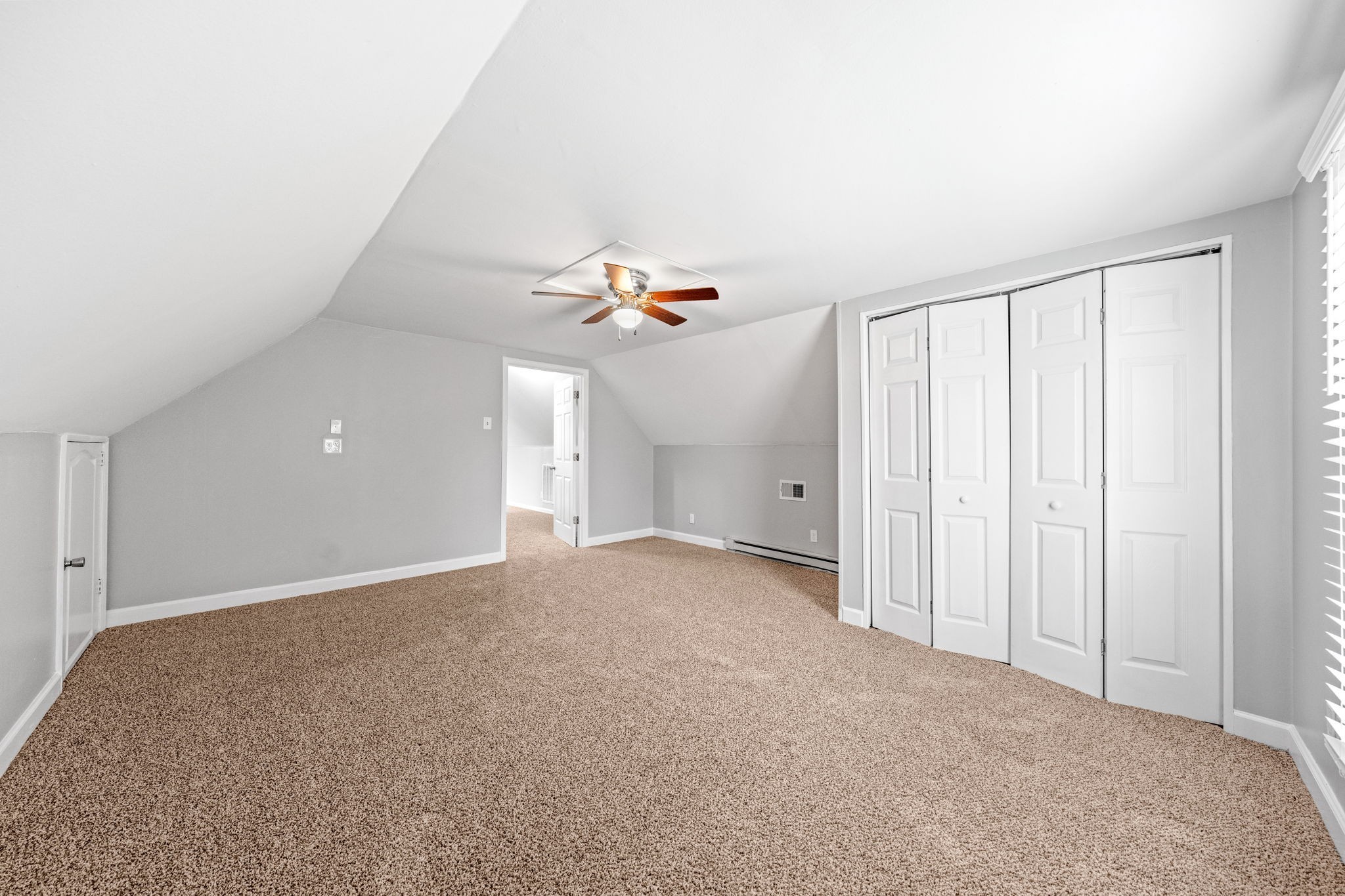 140 Cunningham Pl Property Photo 15