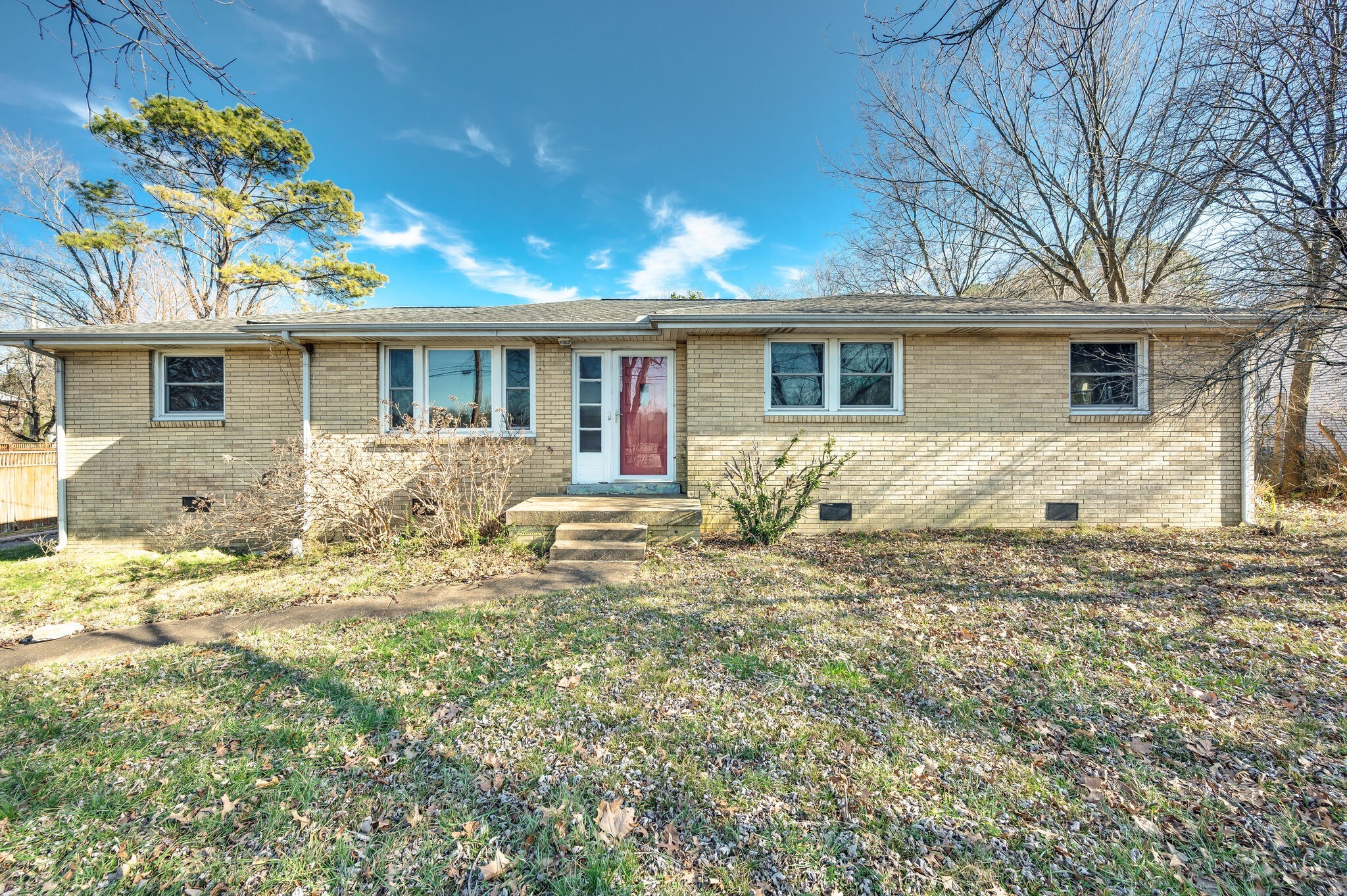 5122 Edmondson Pike Property Photo 1