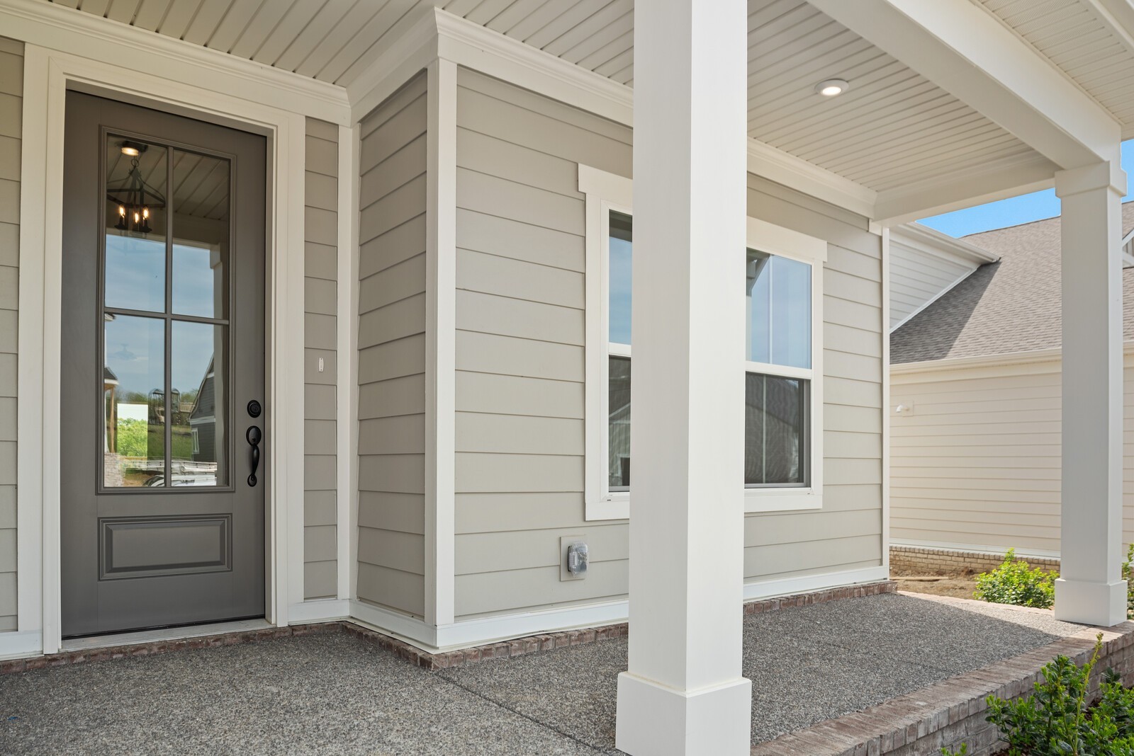 1360 Ashton Park Way Property Photo 4