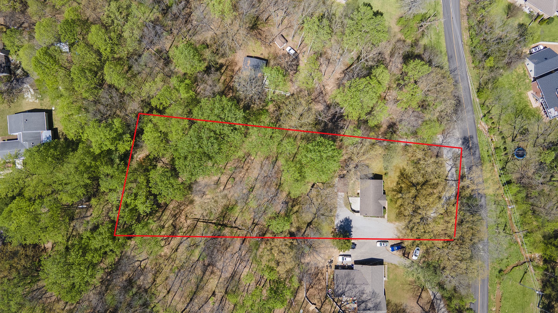 7704 Chester Rd Property Photo 4