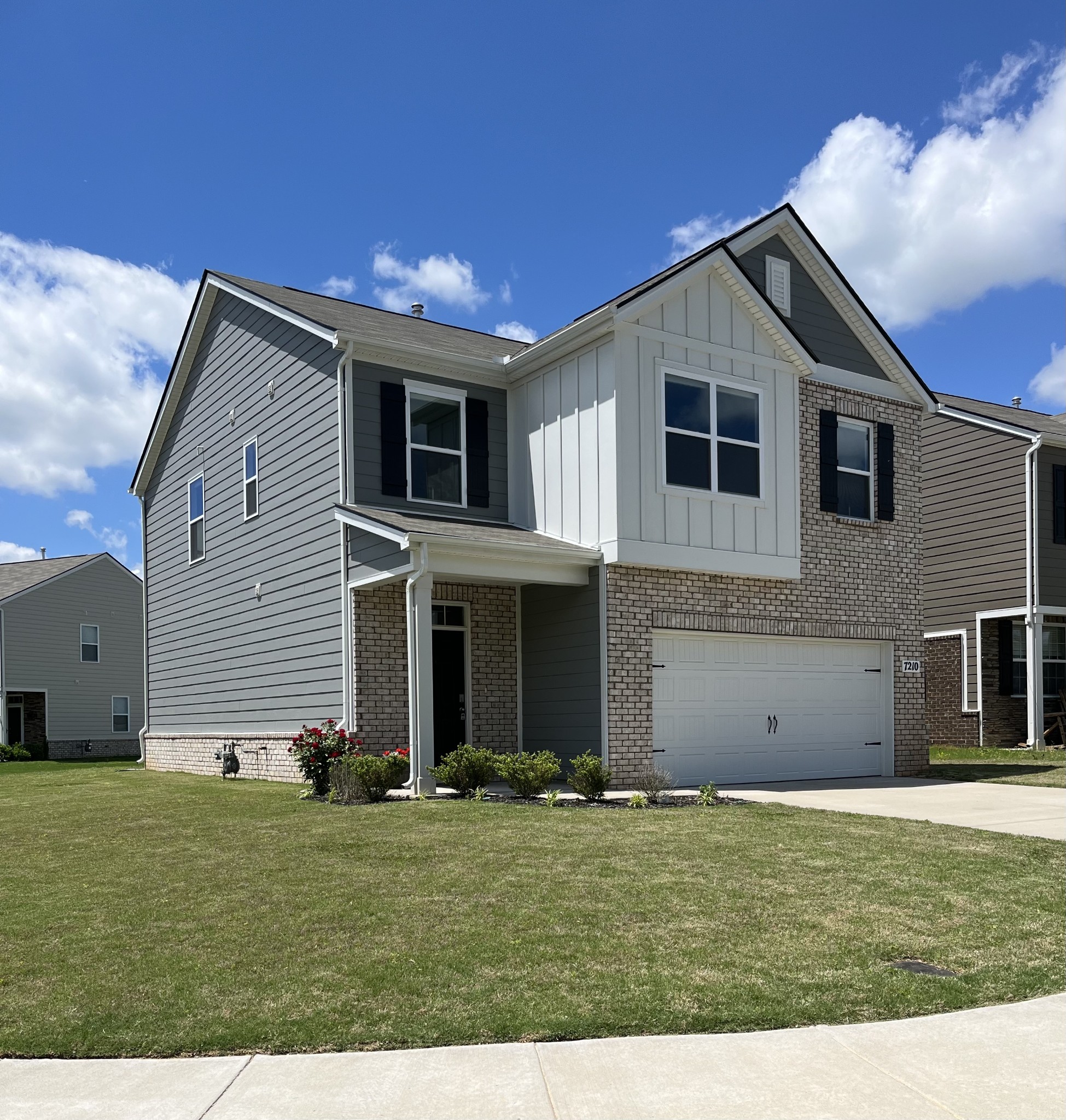 7210 Scotlyn Way Property Photo 1