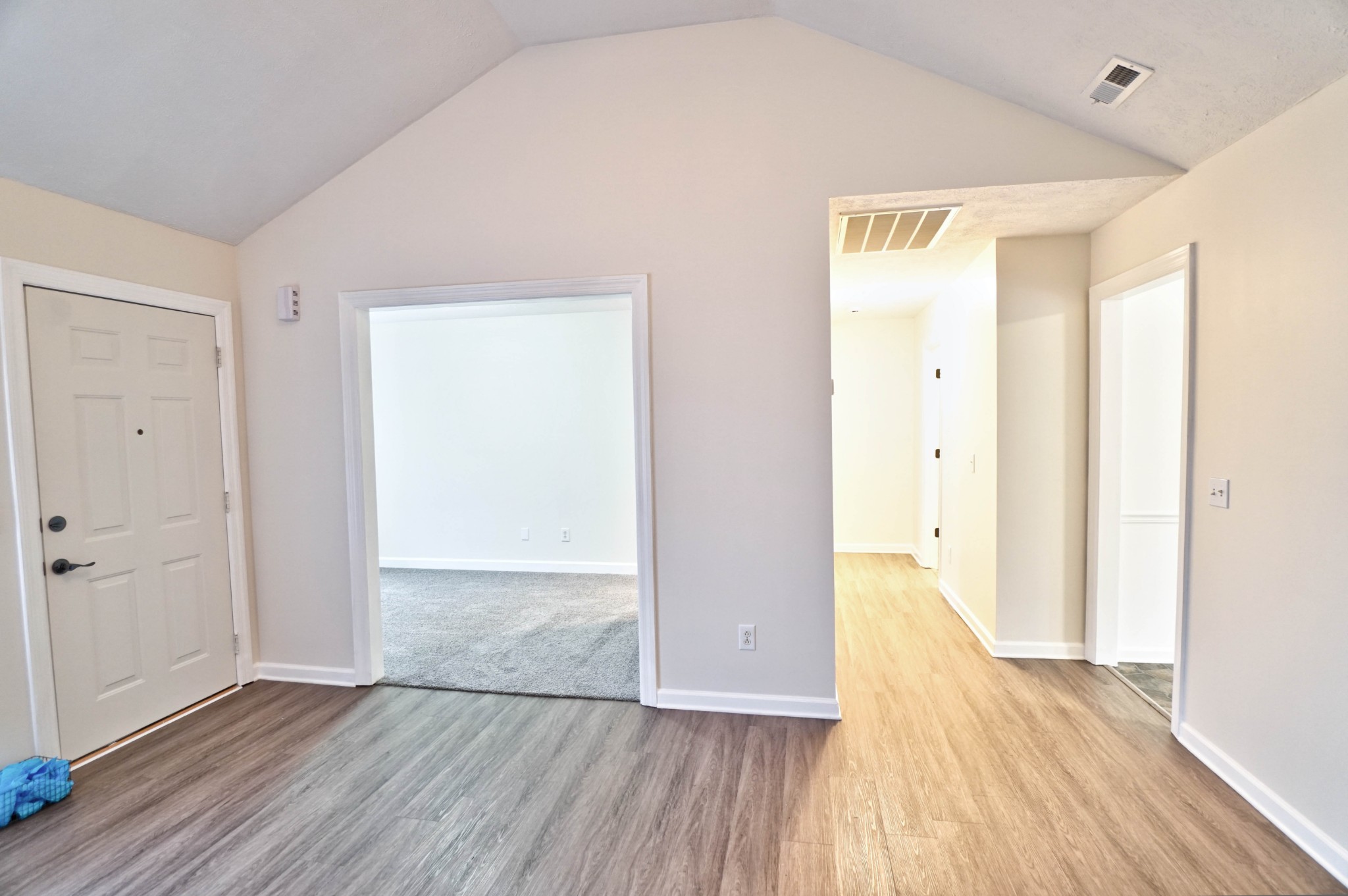 1202 Peachtree St Property Photo 9